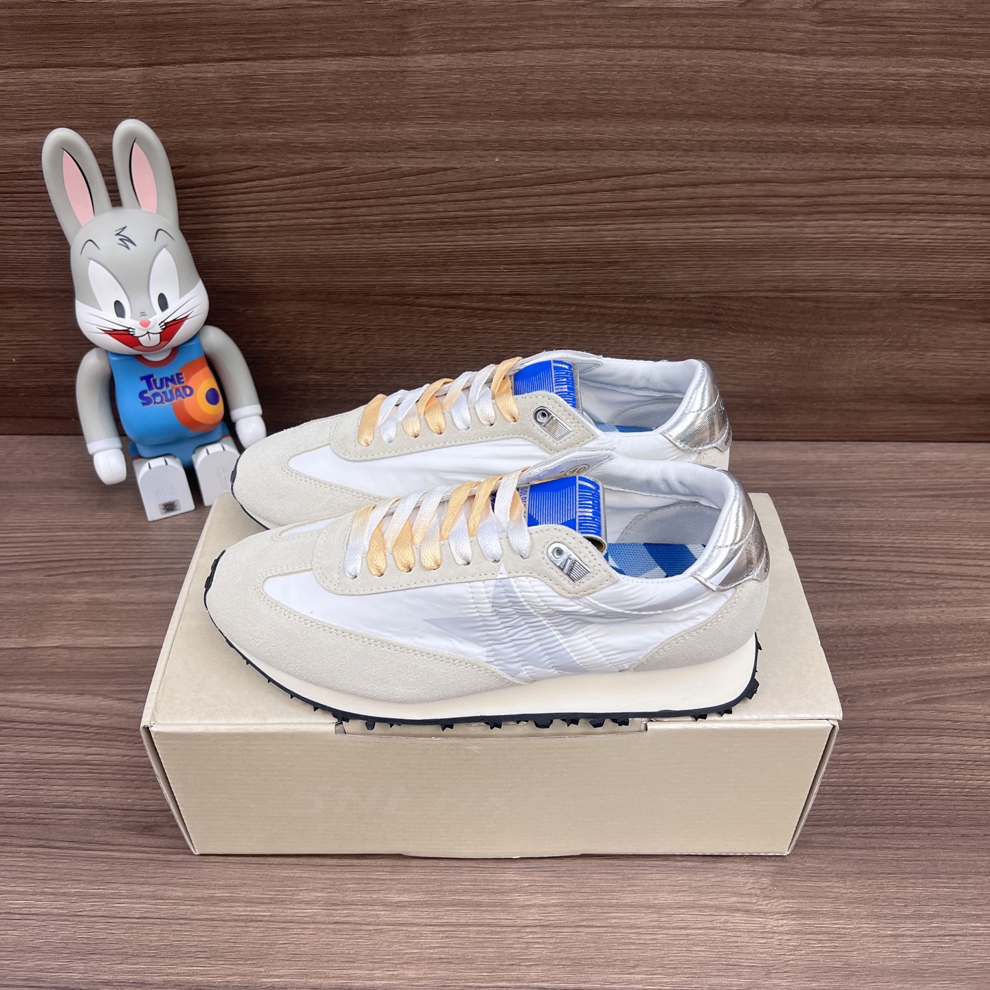 NO:248246,Top version Golden Goose Comfortable sports low-top casual shoes Couple style yellow and white Product number: GWF00683.F005457.60466 Packaging: Full set of Dewu accessories reinforced aircraft box packaging!  Size: 36-46 sizes!, casual shoes/sports shoes, sneakers19860909顶级版本Golden Goose 舒适运动 低帮 生活休闲鞋 情侣款黄白色 货号: GWF00683.F005457.60466 包装:全套得物配件加固飞机盒包装！ 码数:36-46码!,休闲鞋/运动鞋,sneakers,Women's Shoes