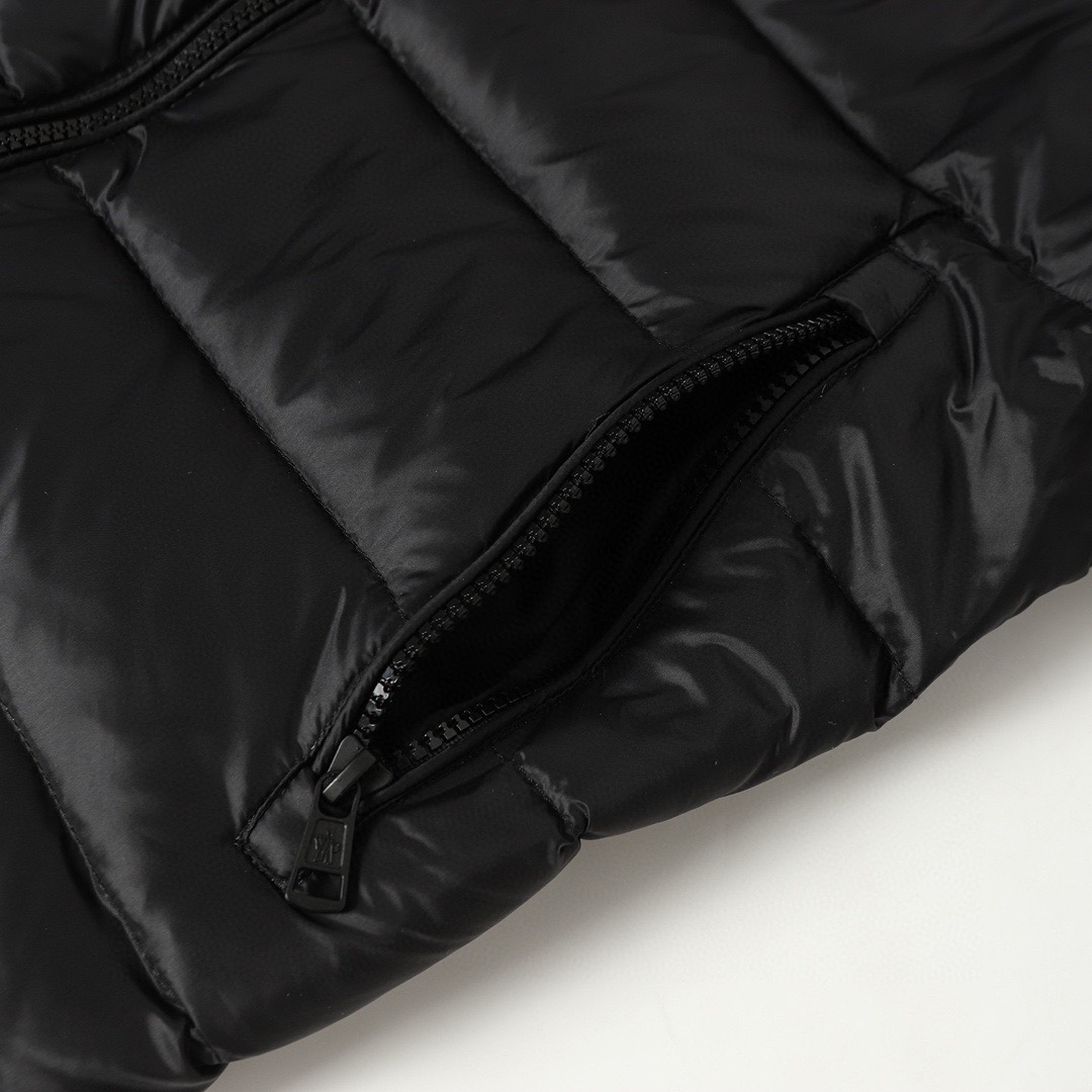 Moner蒙口羽绒服 - スタイリッシュな羊毛ニットダウンコート