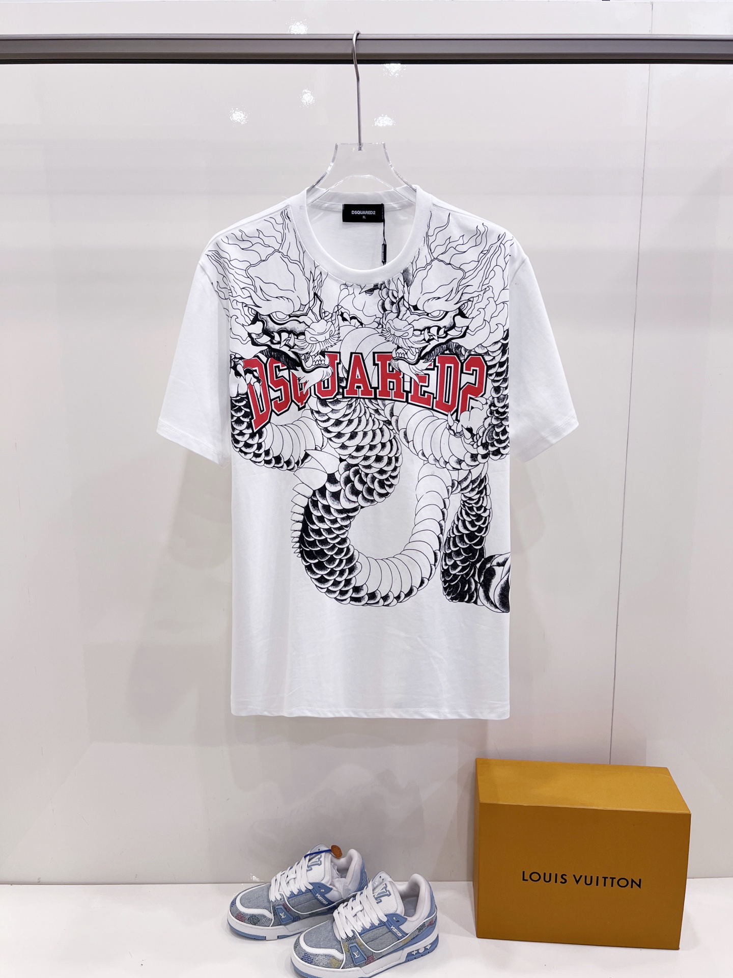 P70 La versión más alta del mercado, original de primera calidad🔥 D2 camiseta de cuello redondo con estampad…