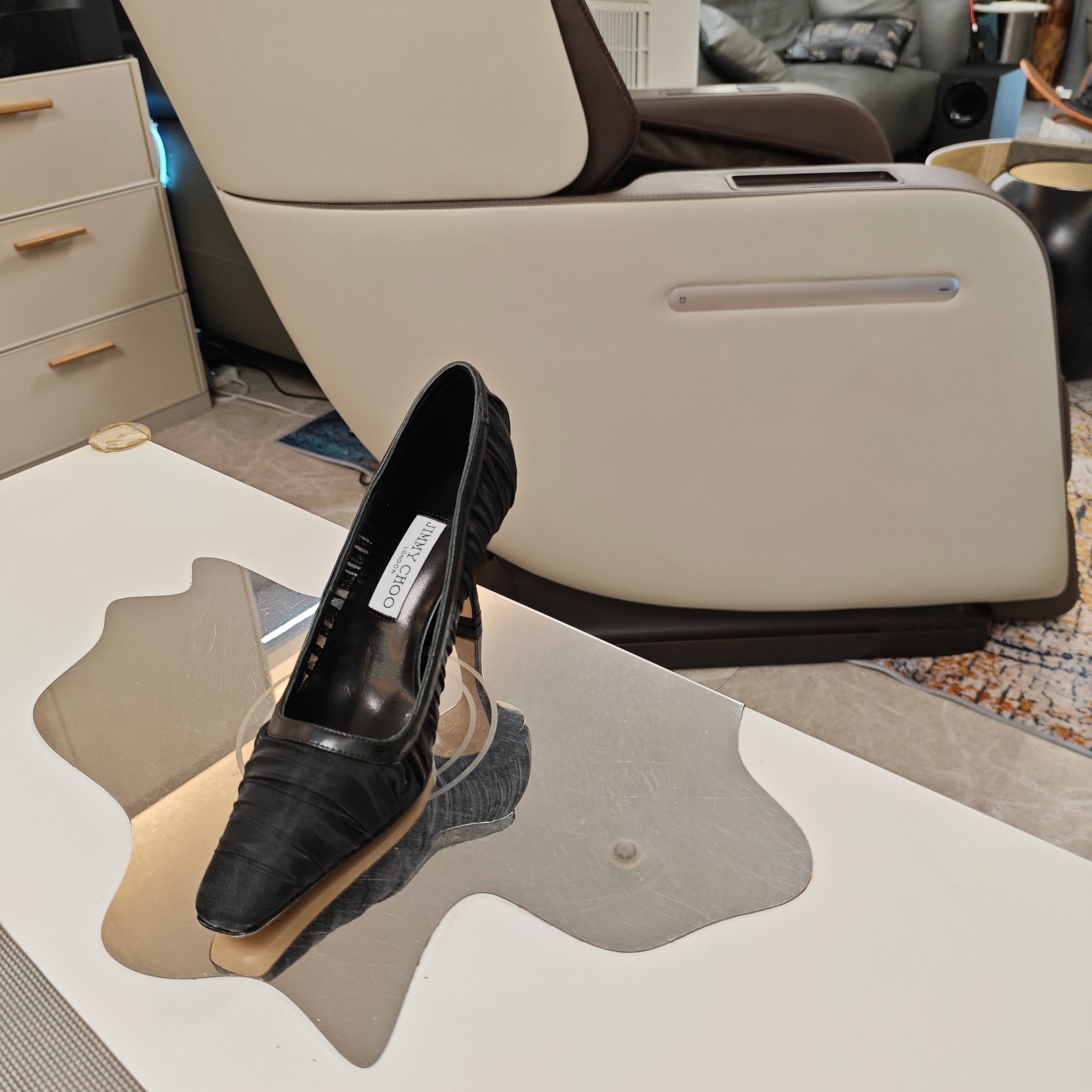 נעלי עקב שחורות משיפון ג'ימי צ'ו - קולקציית 2025, מראה אלגנטי ויוקרתי 8 a1747641826585 1544