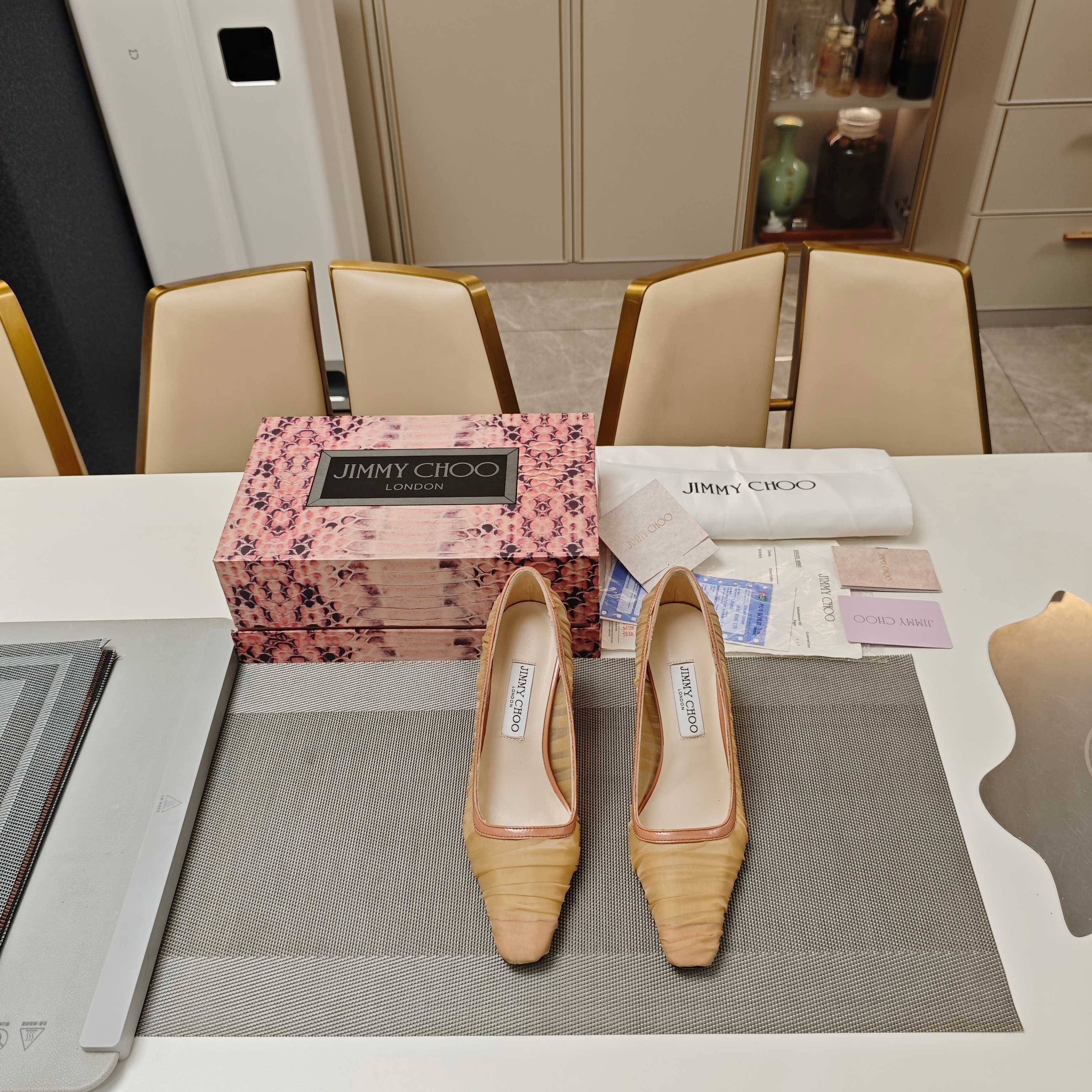Jimmy Choo Escarpins Femme - Élégance et raffinement pour toutes occasions