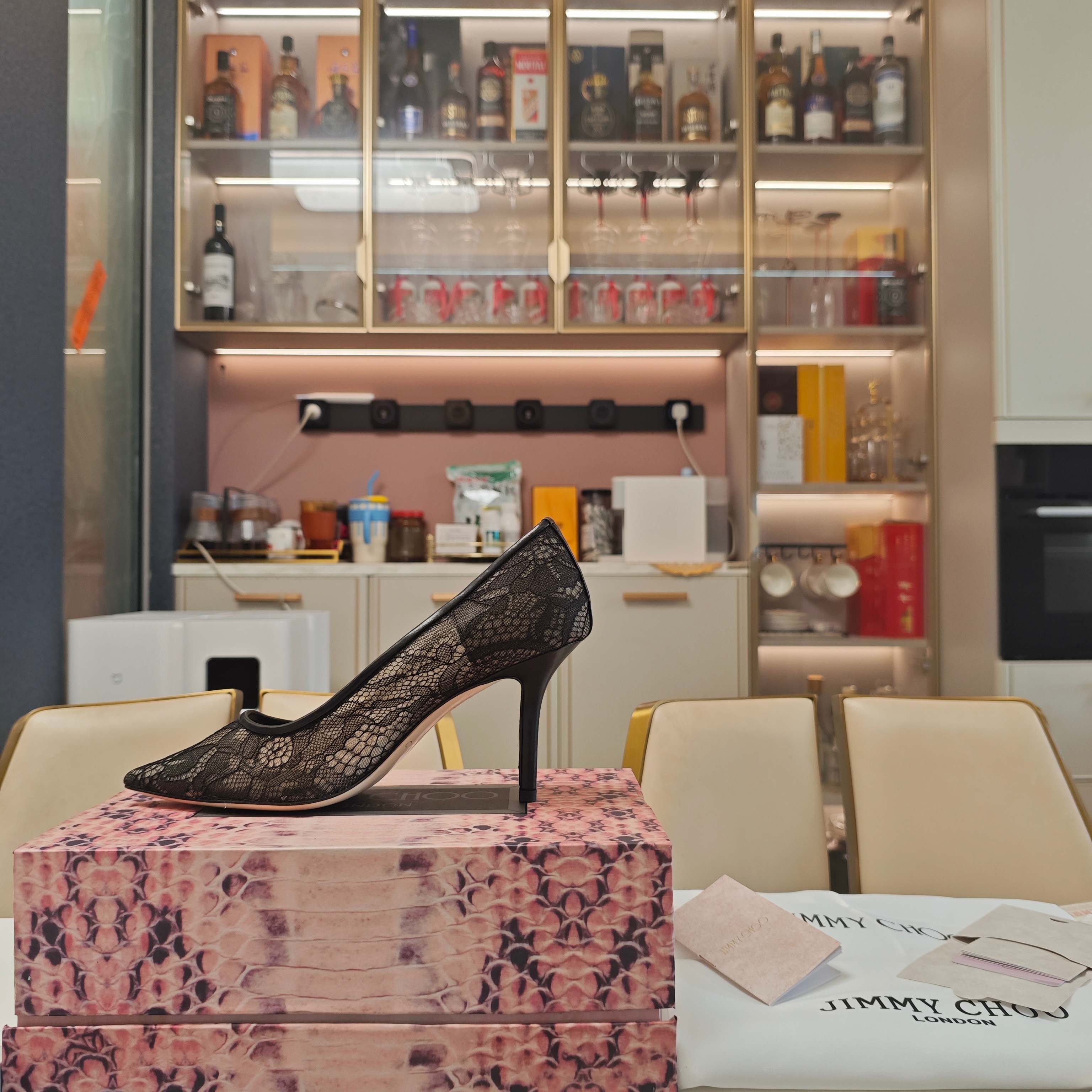 Jimmy Choo CHOO周仰杰2026𝐬𝐬( 款3D棱格磁铁盒包装) 低端勿比 摩登鞋履 新款星河浪漫蕾丝网仙女高跟单鞋