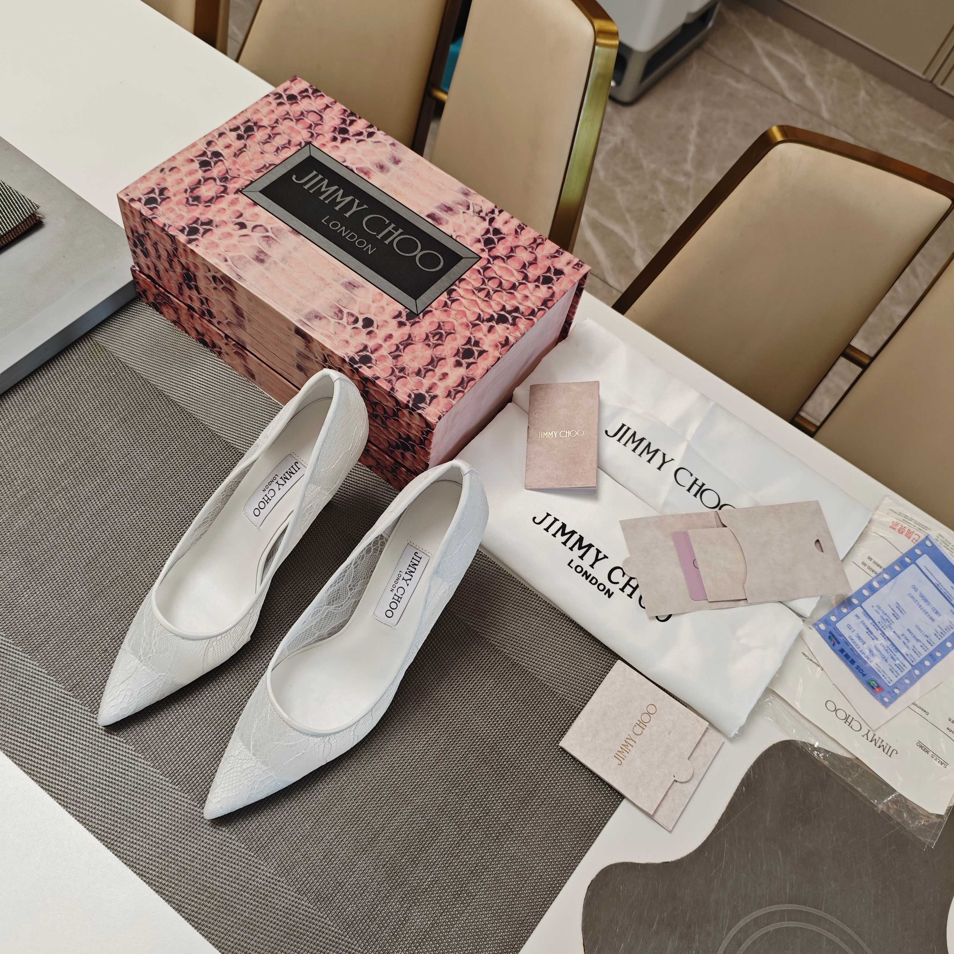 Jimmy Choo CHOO周仰杰2026𝐬𝐬( 款3D棱格磁铁盒包装) 低端勿比 摩登鞋履 新款星河浪漫蕾丝网仙女高跟单鞋