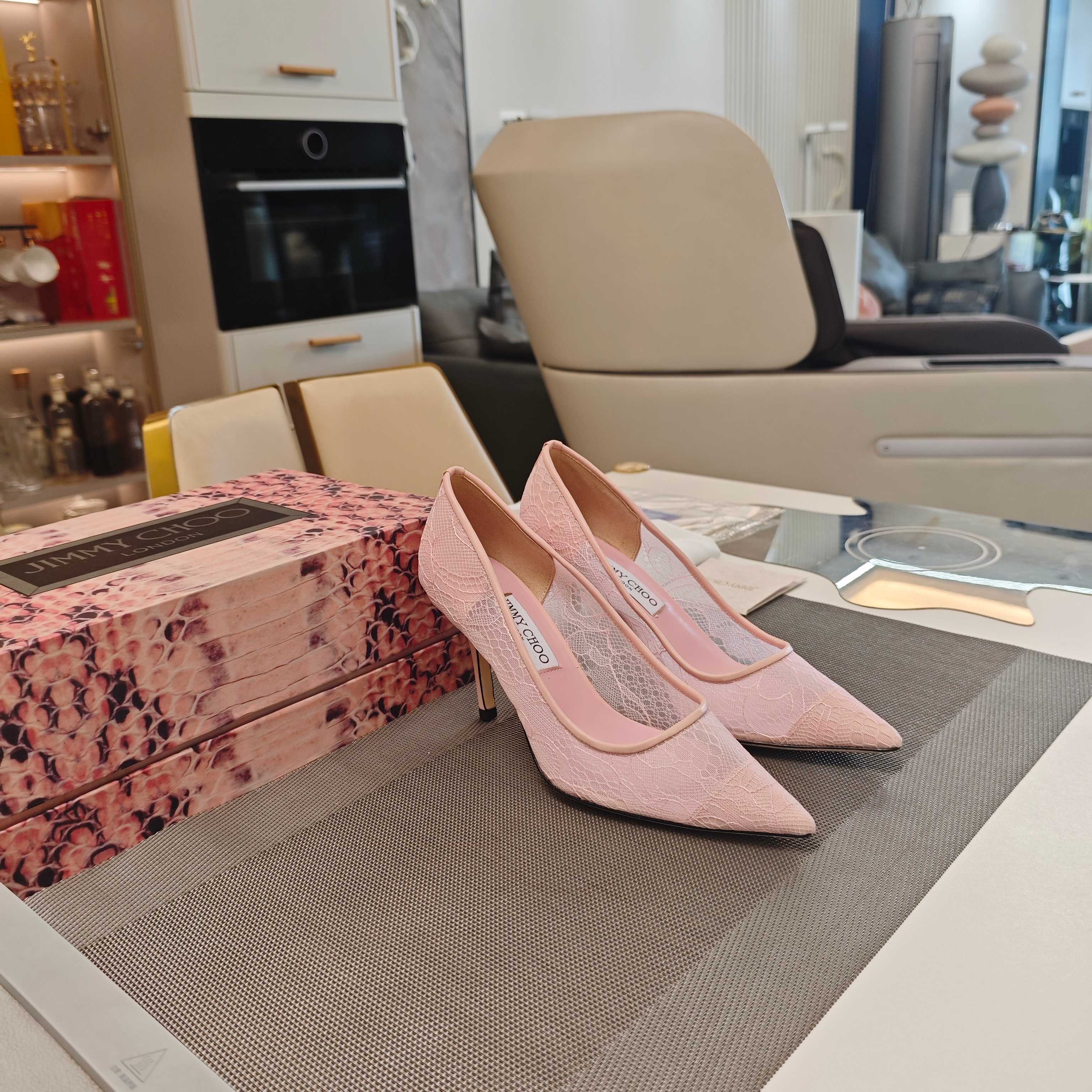 Jimmy Choo CHOO周仰杰2026𝐬𝐬( 款3D棱格磁铁盒包装) 低端勿比 摩登鞋履 新款星河浪漫蕾丝网仙女高跟单鞋