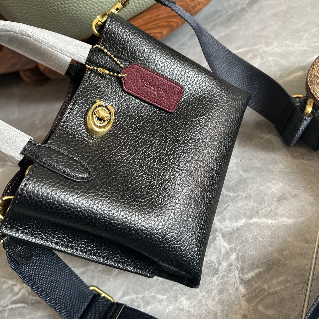 COACH/蔻驰新款女士托特包 3
