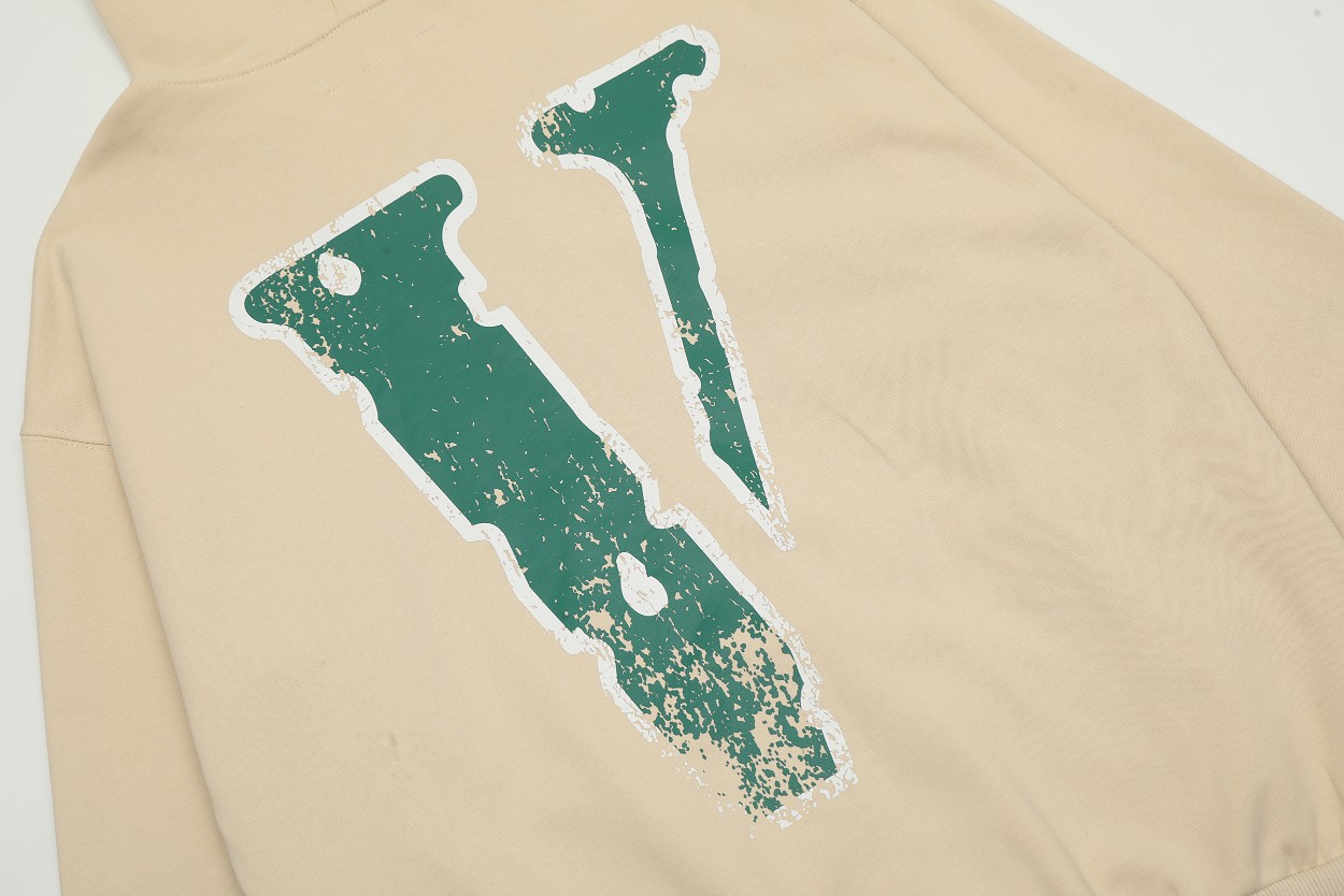 High Quality QC V127 VLONE Retrospect: Grand V-Class Destroyed, Sizes S-XL Available - 图片 6