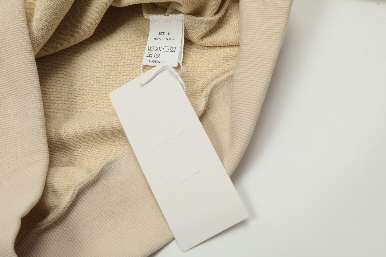 High Quality QC V127 VLONE Retrospect: Grand V-Class Destroyed, Sizes S-XL Available - 图片 8