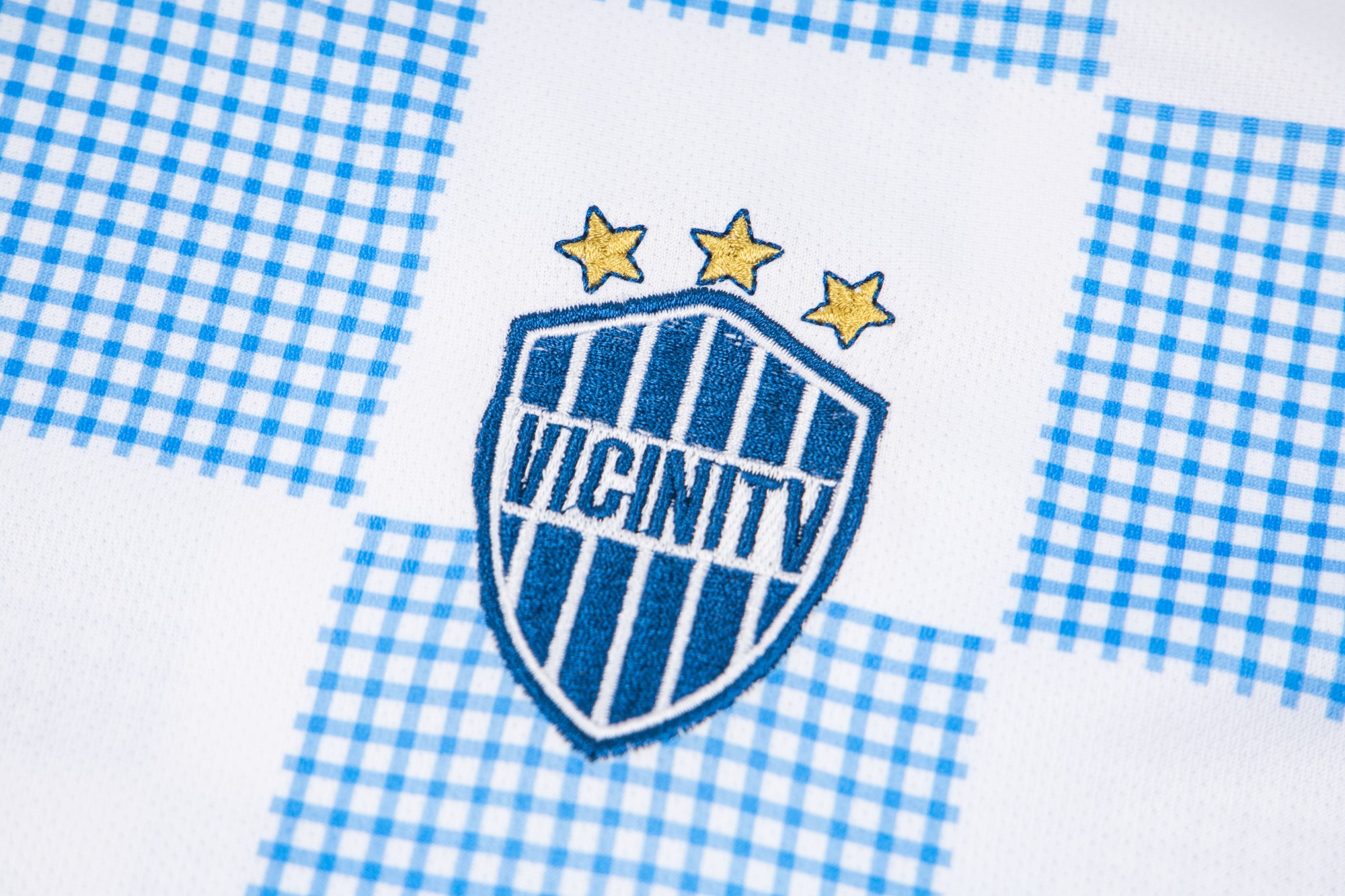 Y07
P55 VICINITY街头潮牌插肩袖球衣 LOGO印花定制螺纹 整件绣花和印花设计 非常耗时耗力 全网独家款
尺码：S-XL
颜色：图片色

​