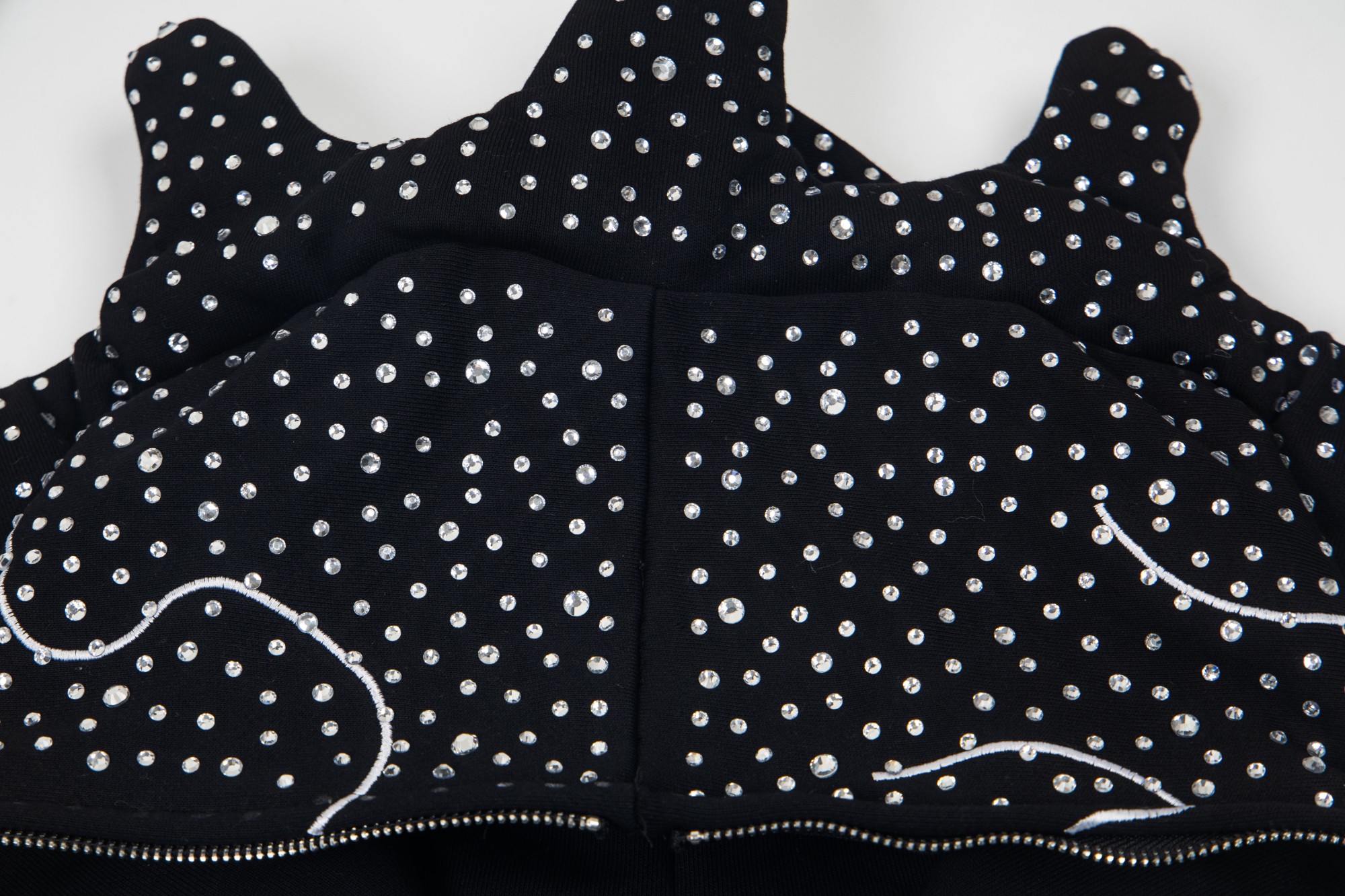 GL11
P125 Glo Gang美潮高品质380g纯棉双拉链连帽卫衣 
尺码：M-XXL 
颜色：黑色

​