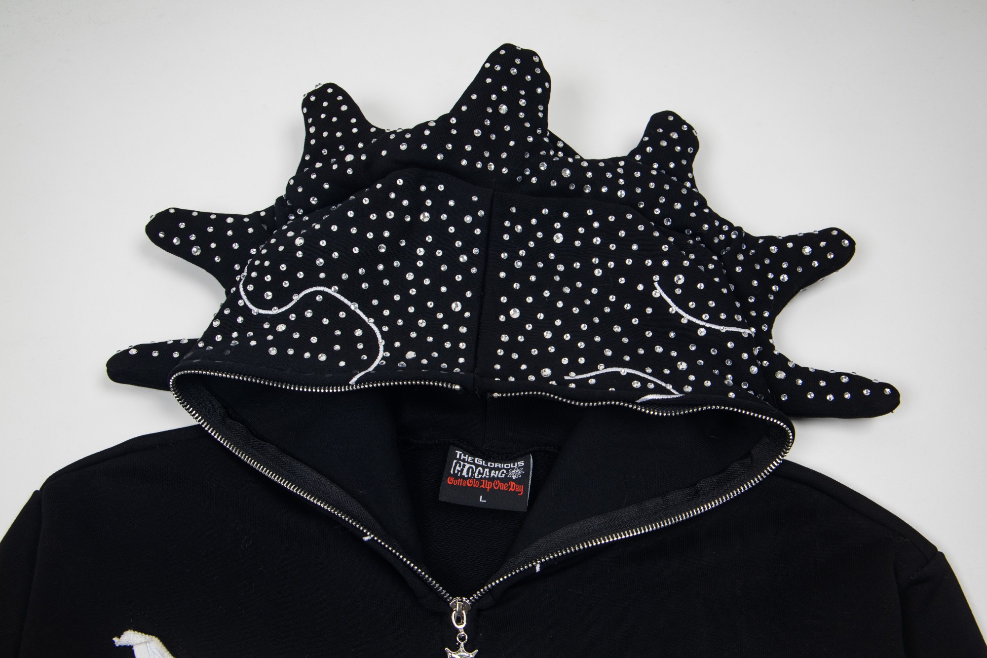 GL11
P125 Glo Gang美潮高品质380g纯棉双拉链连帽卫衣 
尺码：M-XXL 
颜色：黑色

​