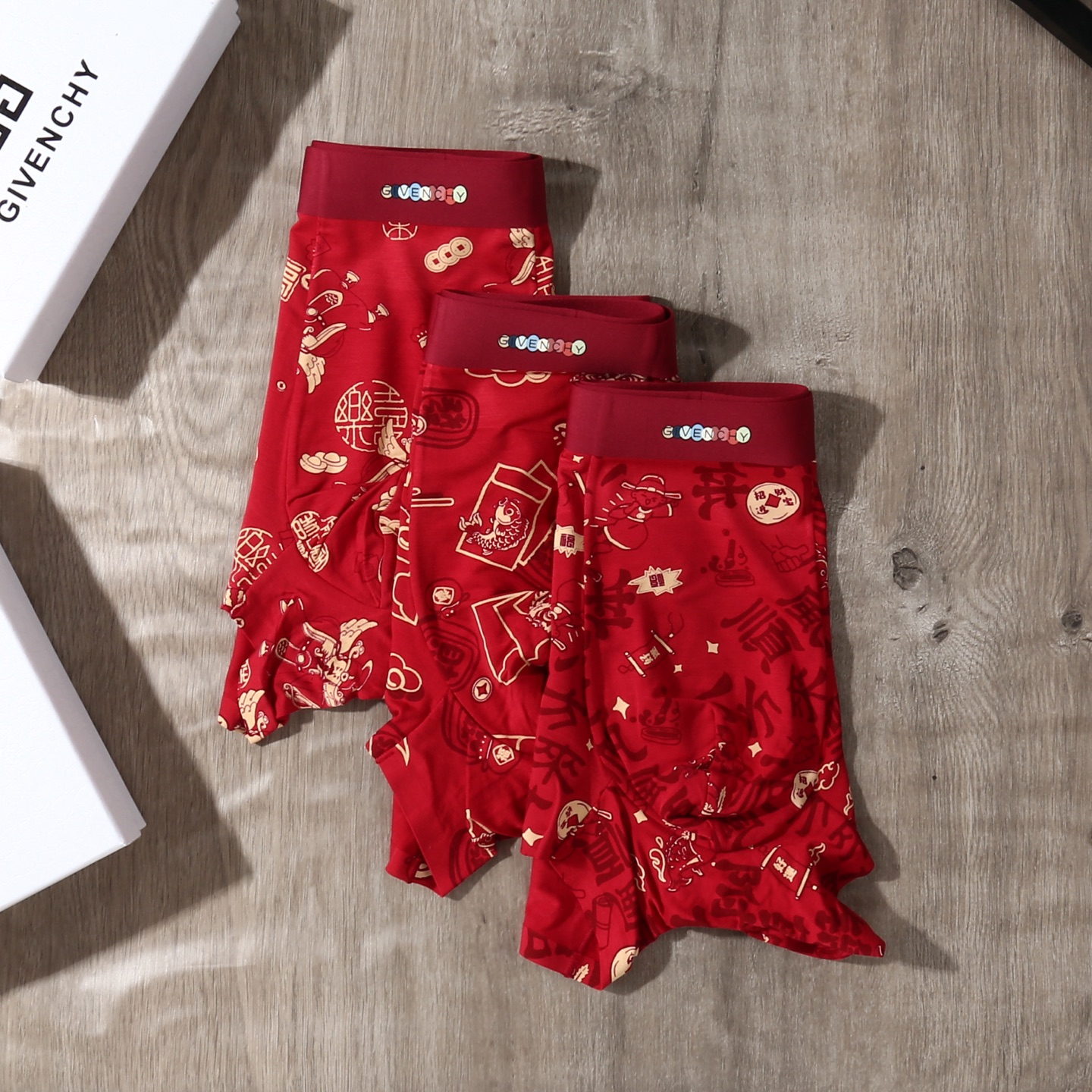 新品！（本命鸿运红裤）纪梵希 GIVENCHY 原单品质！潮流奢品 ！轻薄透气设计，精品盒装男士内裤！外