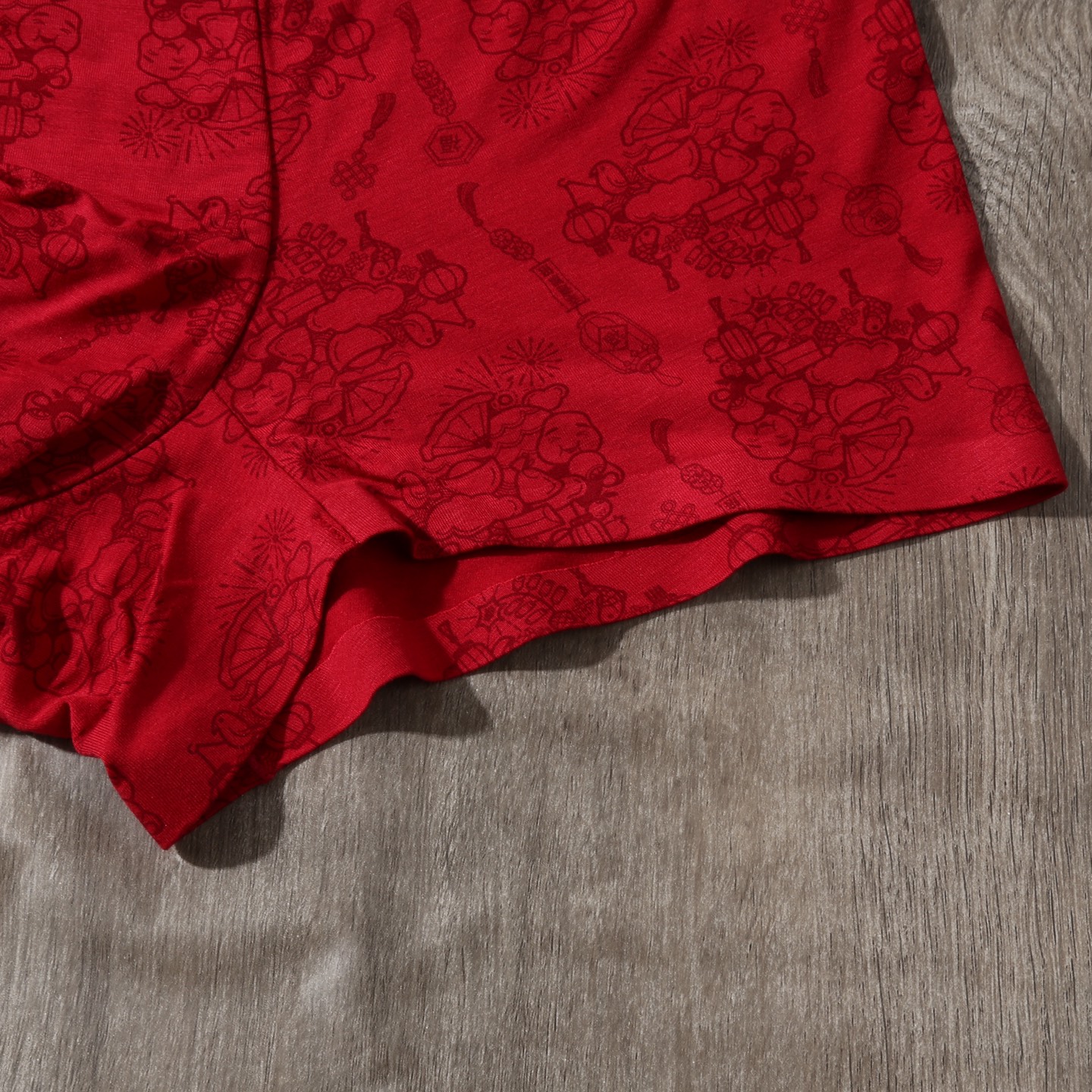 新品！（本命鸿运红裤）On昂跑Cloudtilt！原单品质！潮流奢品 ！轻薄透气设计，精品盒装男士内裤！