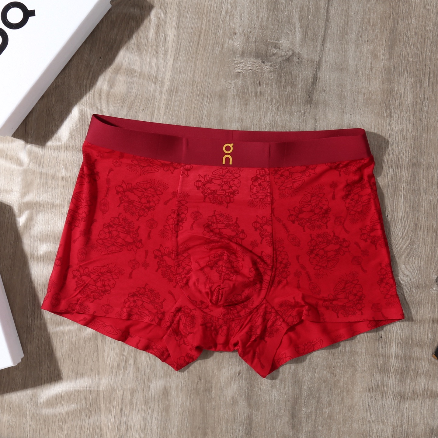 新品！（本命鸿运红裤）On昂跑Cloudtilt！原单品质！潮流奢品 ！轻薄透气设计，精品盒装男士内裤！
