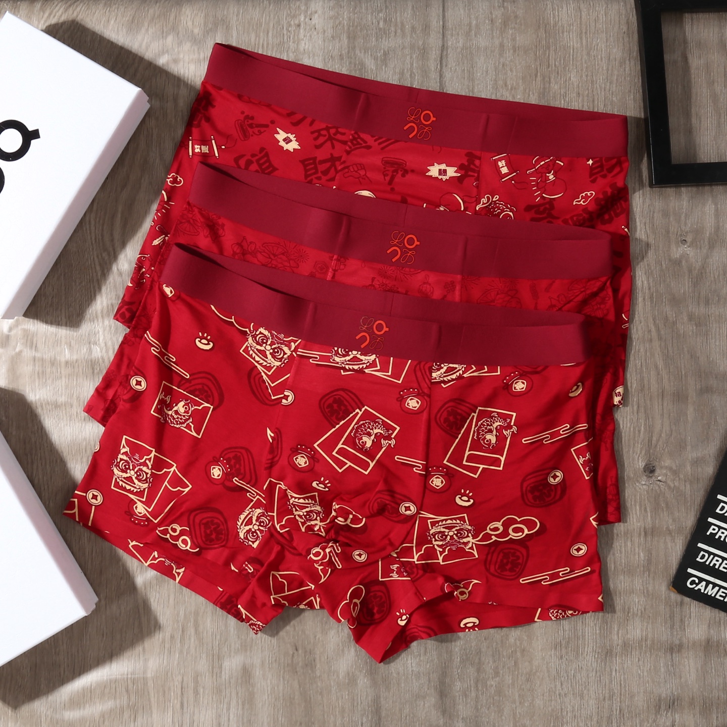 新品！（本命鸿运红裤）On昂跑Cloudtilt！原单品质！潮流奢品 ！轻薄透气设计，精品盒装男士内裤！