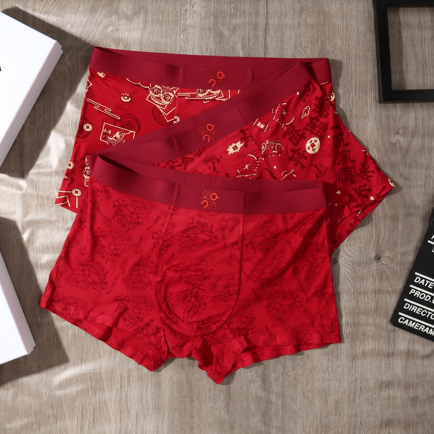 新品！（本命鸿运红裤）On昂跑Cloudtilt！原单品质！潮流奢品 ！轻薄透气设计，精品盒装男士内裤！