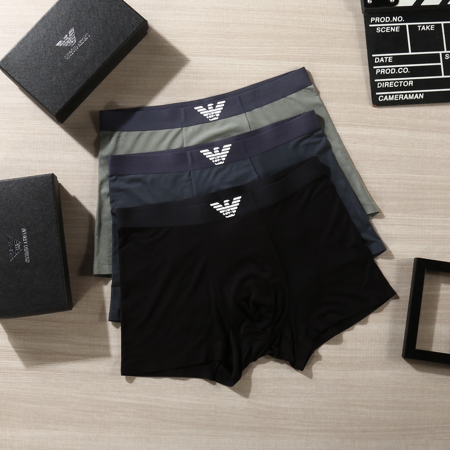 新品！（立体硅胶）ARMANI 阿玛尼！原单品质！潮流奢品 ！轻薄透气设计，精品盒装男士内裤！外贸国外订