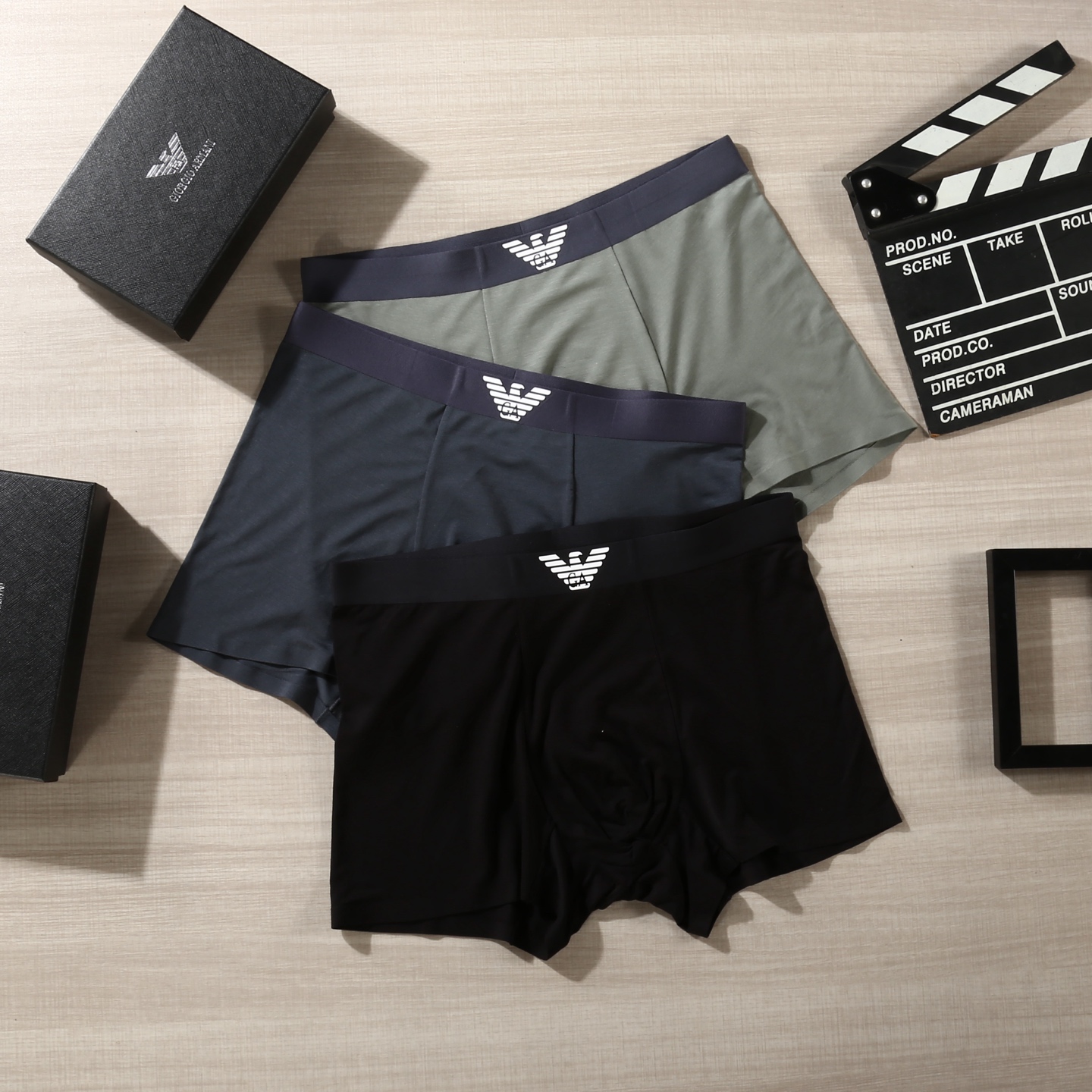 新品！（立体硅胶）ARMANI 阿玛尼！原单品质！潮流奢品 ！轻薄透气设计，精品盒装男士内裤！外贸国外订