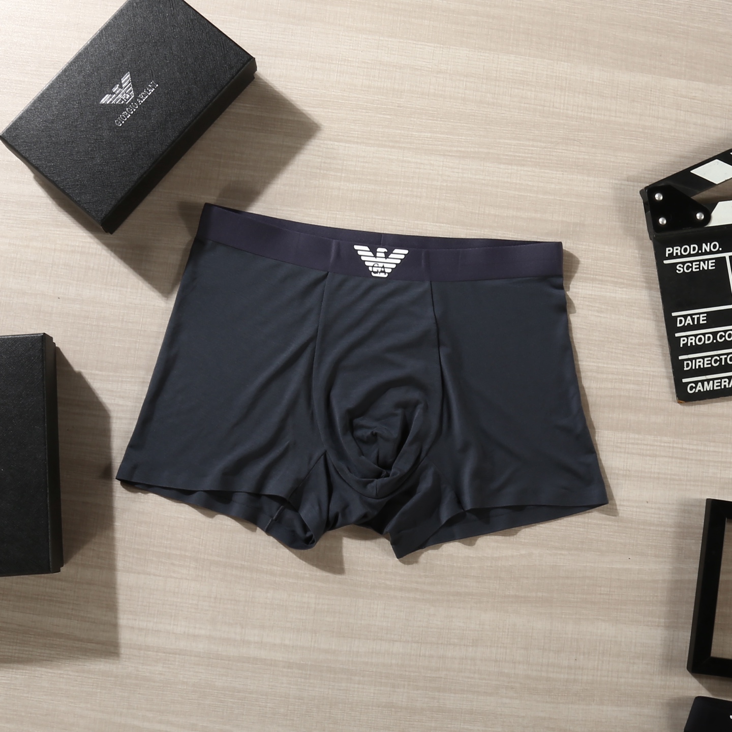 新品！（立体硅胶）ARMANI 阿玛尼！原单品质！潮流奢品 ！轻薄透气设计，精品盒装男士内裤！外贸国外订