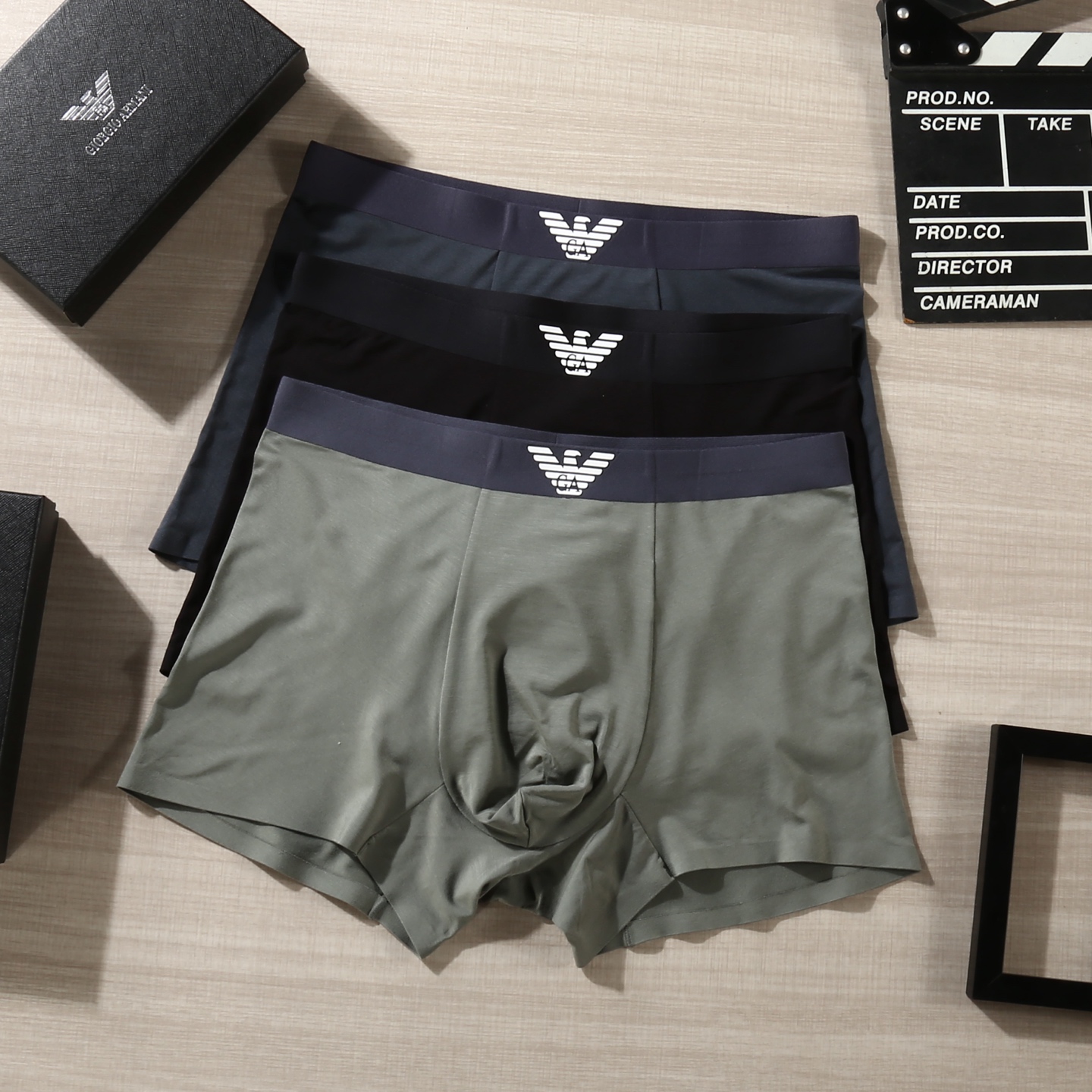 新品！（立体硅胶）ARMANI 阿玛尼！原单品质！潮流奢品 ！轻薄透气设计，精品盒装男士内裤！外贸国外订