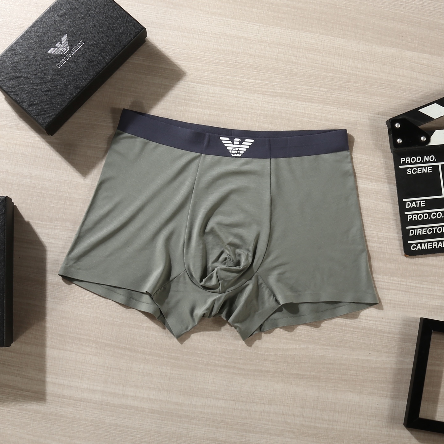 新品！（立体硅胶）ARMANI 阿玛尼！原单品质！潮流奢品 ！轻薄透气设计，精品盒装男士内裤！外贸国外订