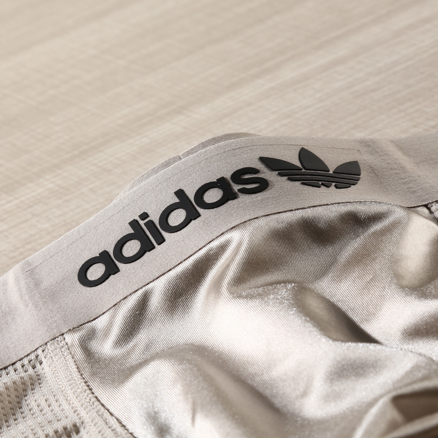新品！（立体硅胶）adidas 阿迪达斯！原单品质！潮流奢品 ！轻薄透气设计，精品盒装男士内裤！外贸国外