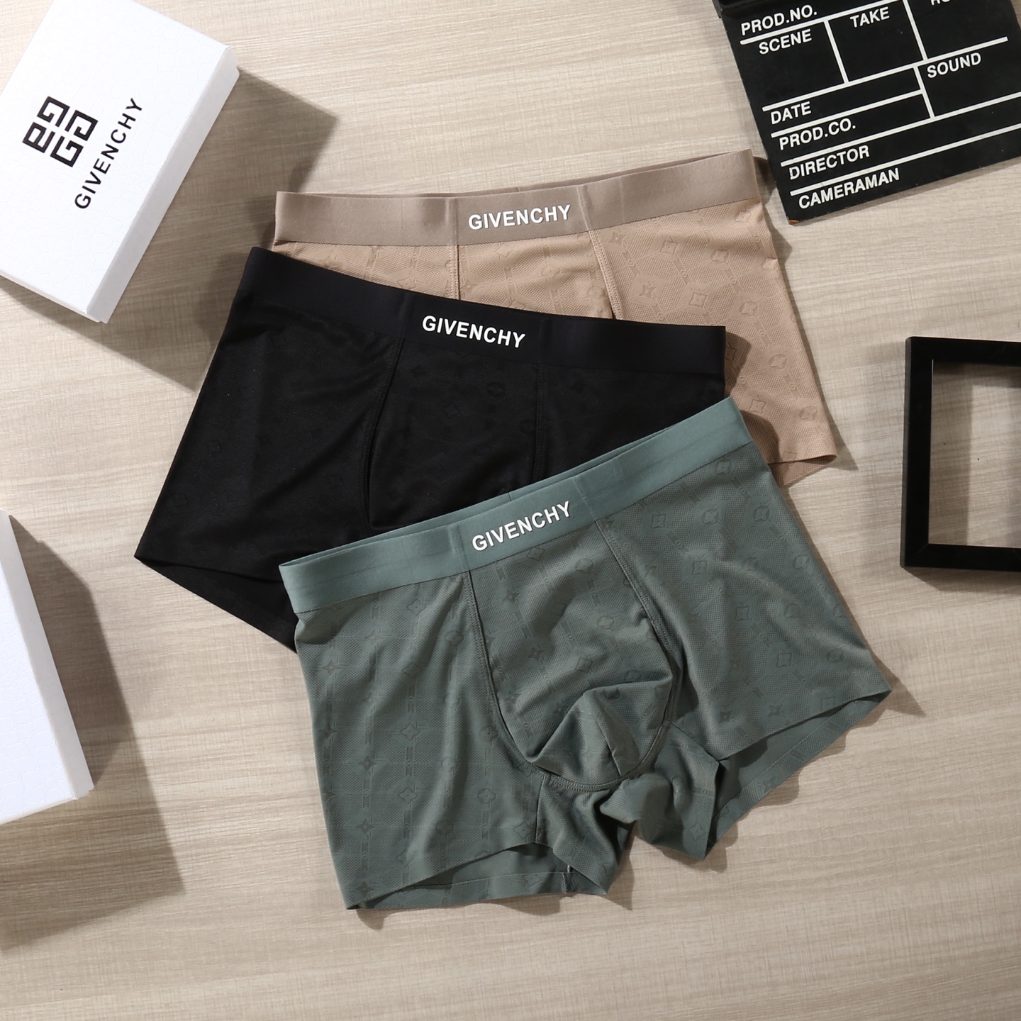 新品！（立体硅胶）GIVENCHY纪梵希！原单品质！潮流奢品 ！轻薄透气设计，精品盒装男士内裤！外贸国外