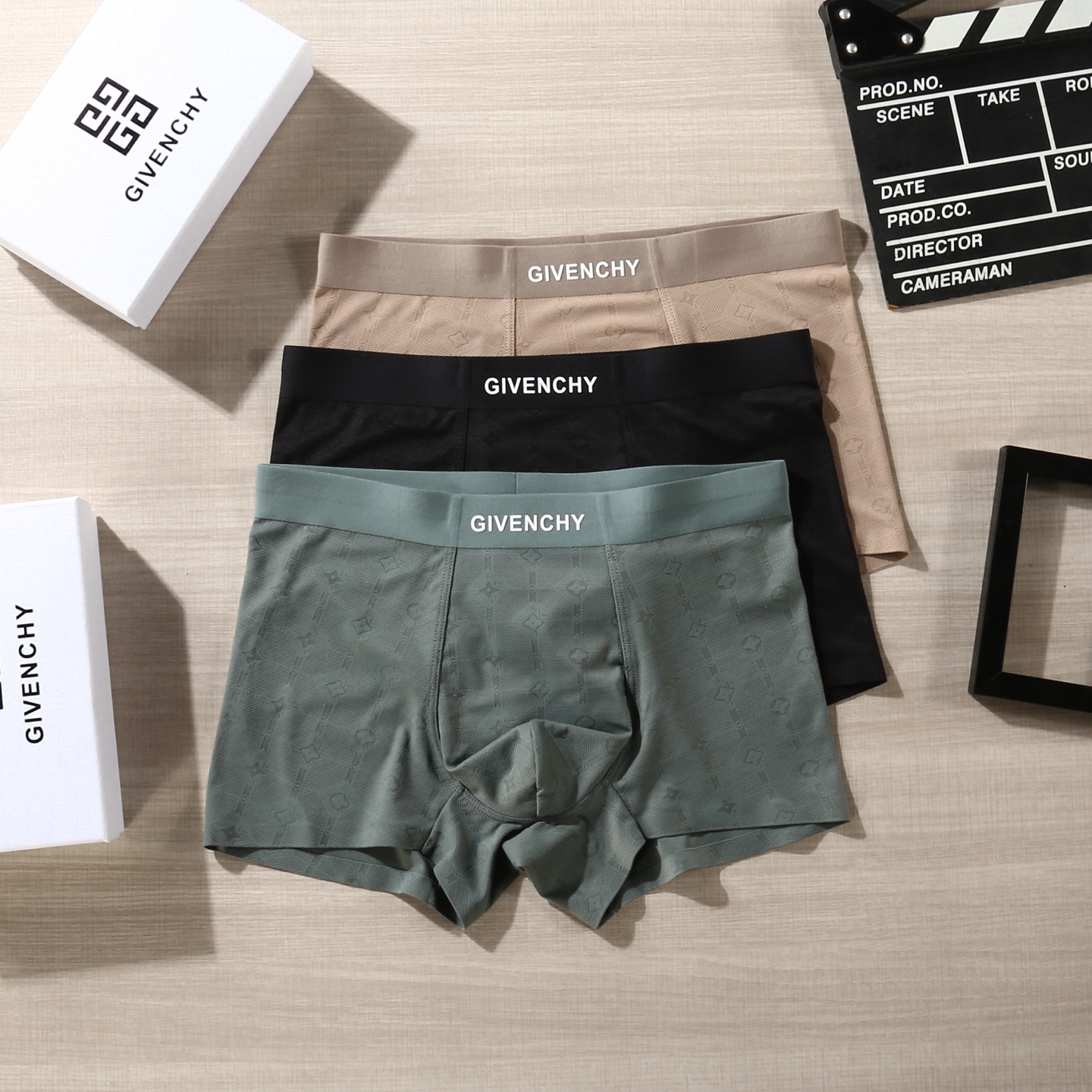 新品！（立体硅胶）GIVENCHY纪梵希！原单品质！潮流奢品 ！轻薄透气设计，精品盒装男士内裤！外贸国外