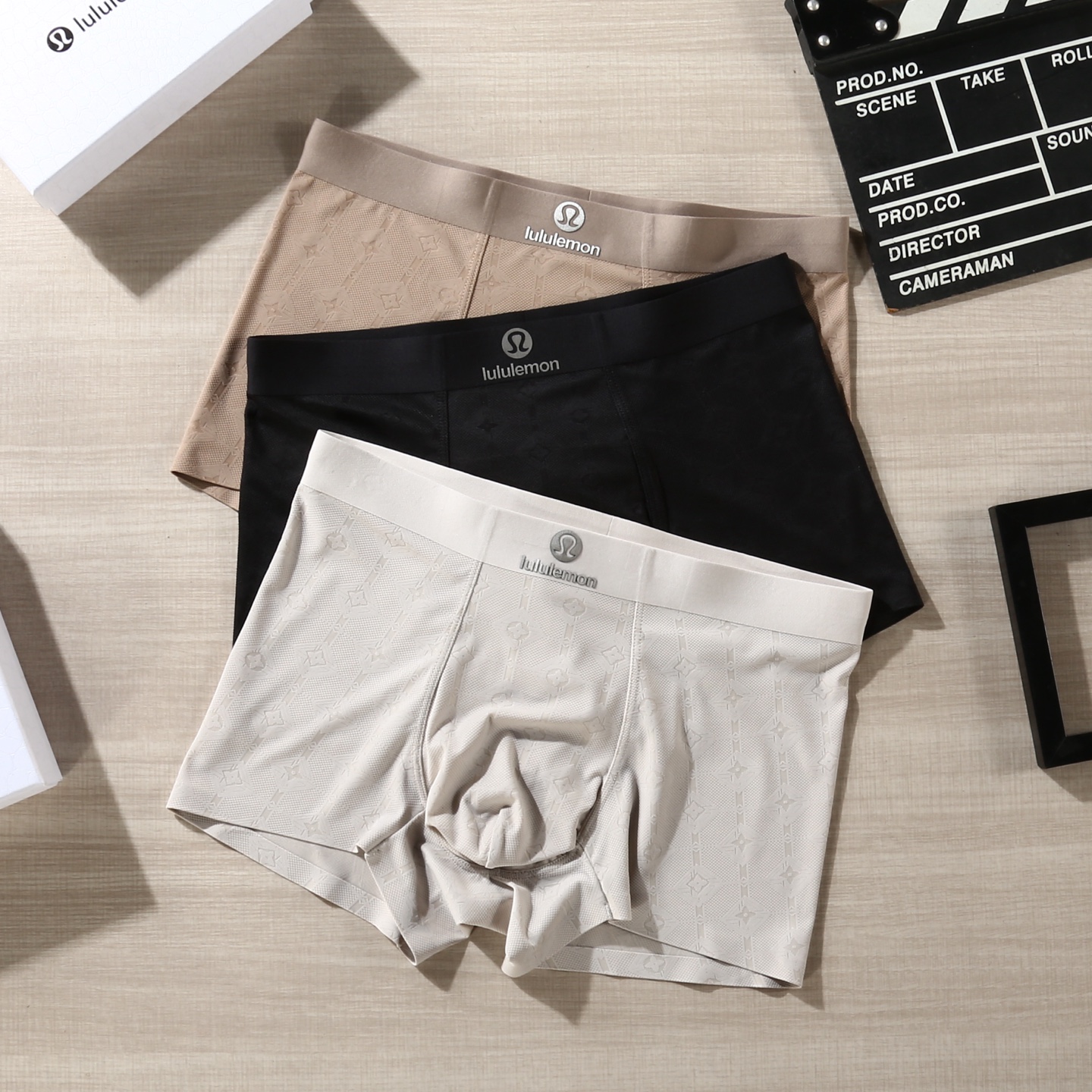 新品！（立体硅胶）lululemon露露！原单品质！潮流奢品 ！轻薄透气设计，精品盒装男士内裤！外贸国外