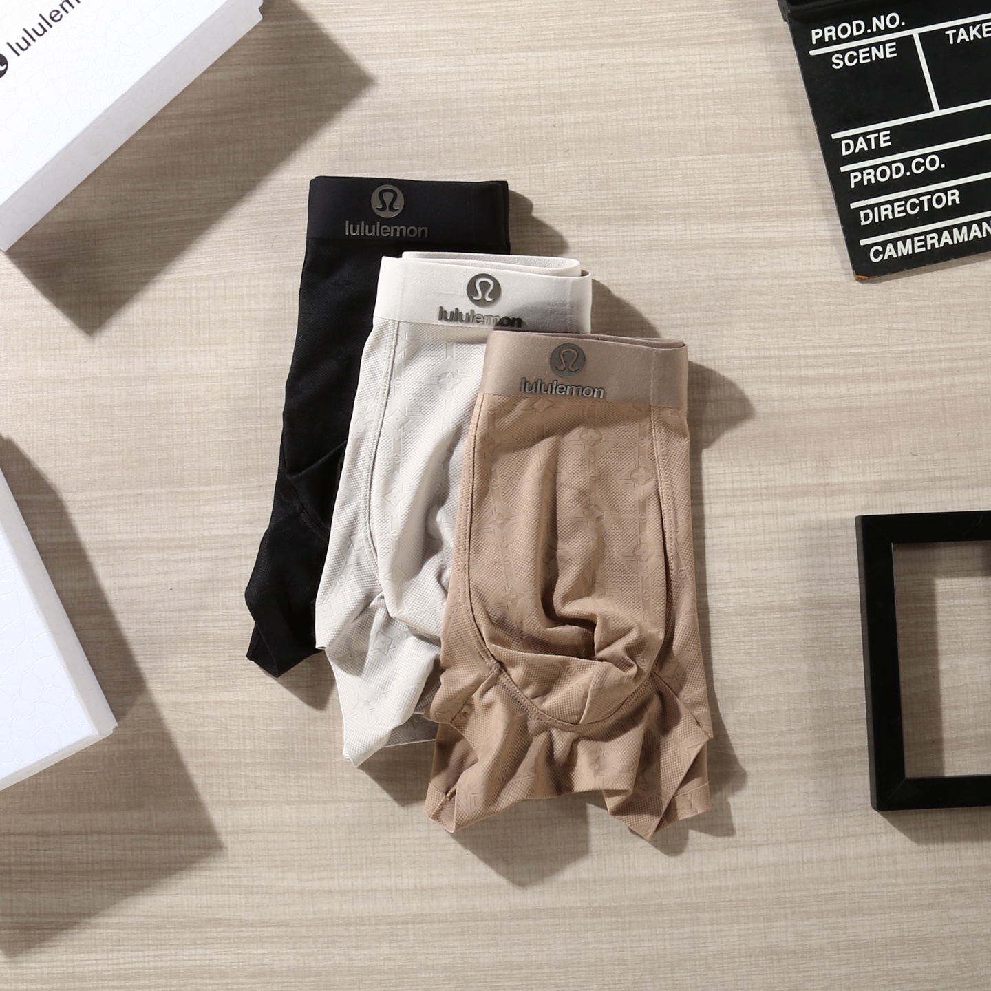 新品！（立体硅胶）lululemon露露！原单品质！潮流奢品 ！轻薄透气设计，精品盒装男士内裤！外贸国外