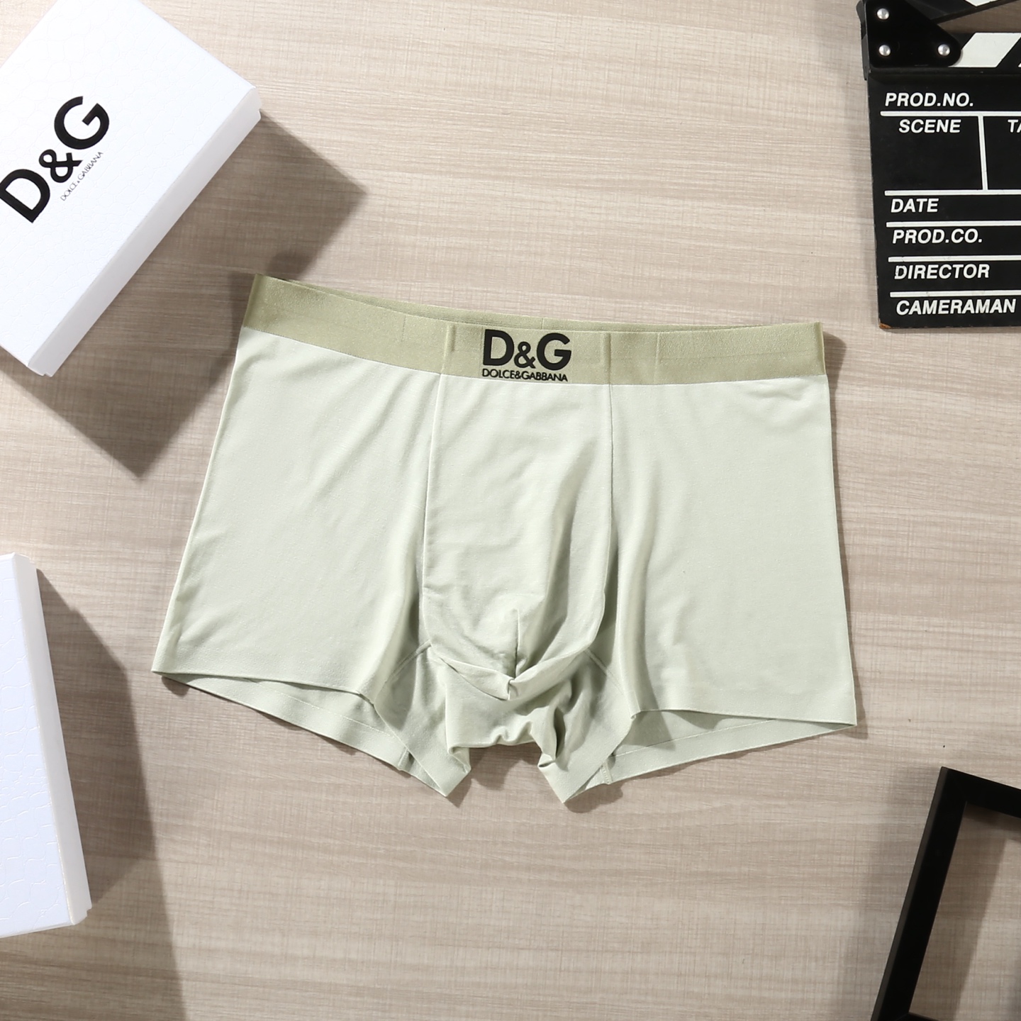 新品！（立体硅胶）DOLCE&GABBANA 杜嘉班纳 ！DG原单品质！潮流奢品 ！轻薄透气设计，精品盒
