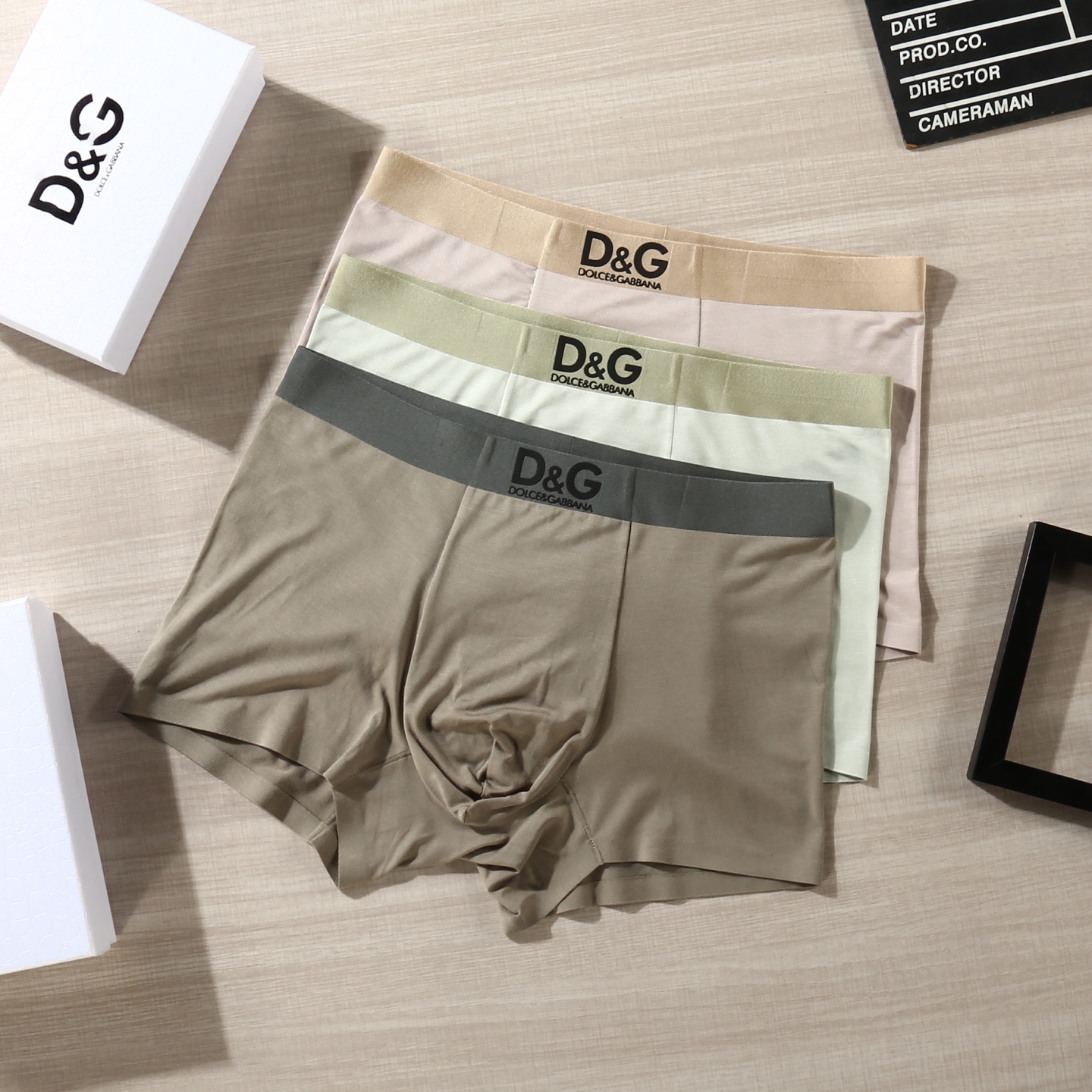 新品！（立体硅胶）DOLCE&GABBANA 杜嘉班纳 ！DG原单品质！潮流奢品 ！轻薄透气设计，精品盒