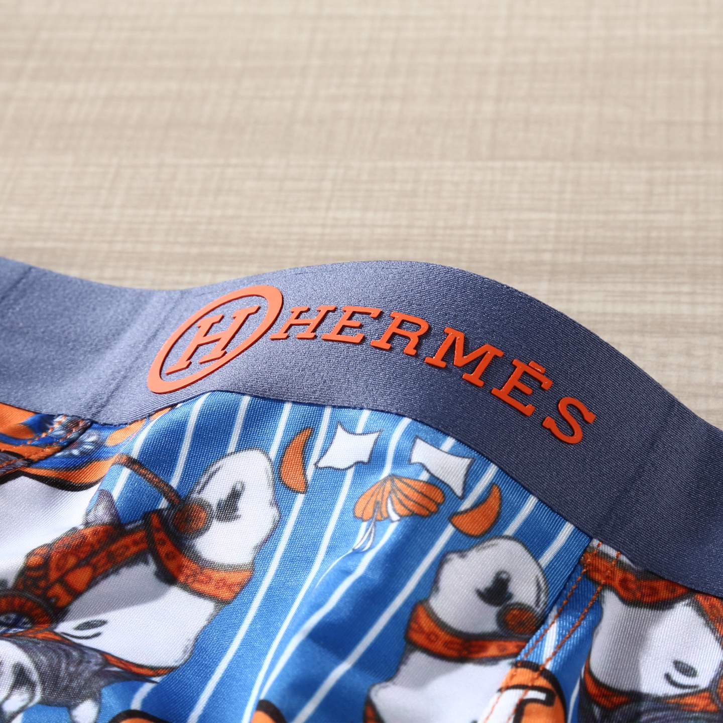 新品！（立体硅胶）Hermes 爱马仕！原单品质！潮流奢品 ！轻薄透气设计，精品盒装男士内裤！外贸国外订