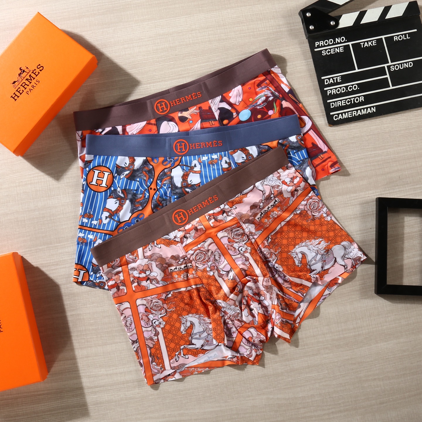 新品！（立体硅胶）Hermes 爱马仕！原单品质！潮流奢品 ！轻薄透气设计，精品盒装男士内裤！外贸国外订