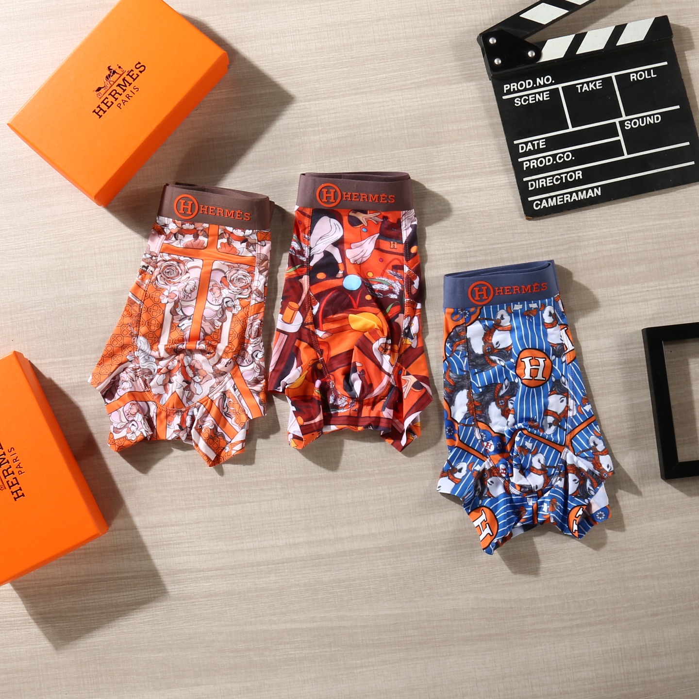 新品！（立体硅胶）Hermes 爱马仕！原单品质！潮流奢品 ！轻薄透气设计，精品盒装男士内裤！外贸国外订