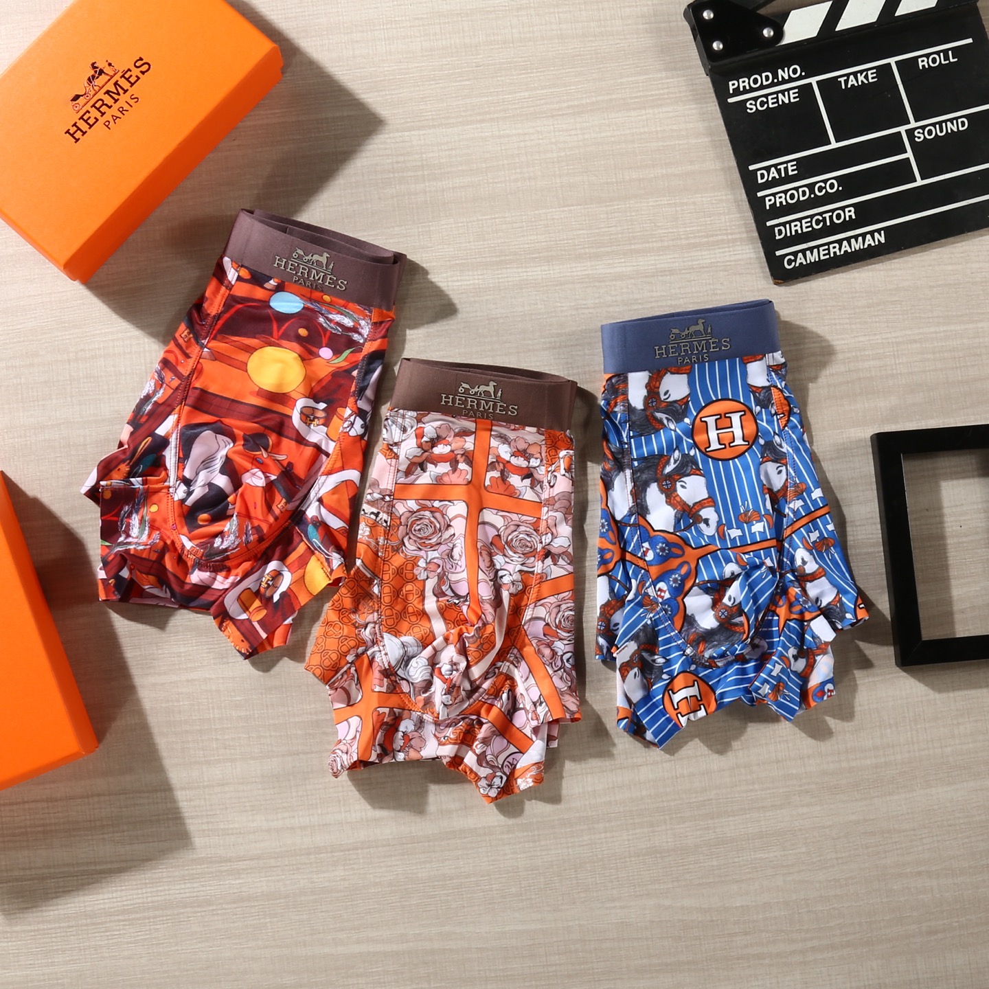 新品！（立体硅胶）Hermes 爱马仕！原单品质！潮流奢品 ！轻薄透气设计，精品盒装男士内裤！外贸国外订