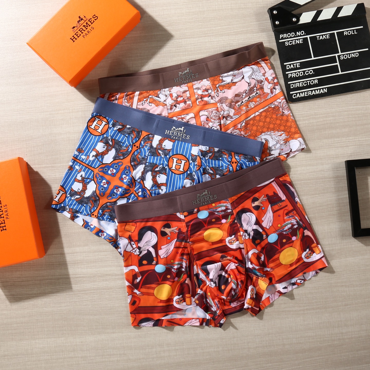 新品！（立体硅胶）Hermes 爱马仕！原单品质！潮流奢品 ！轻薄透气设计，精品盒装男士内裤！外贸国外订