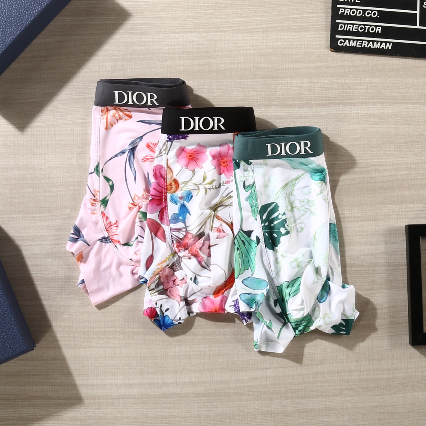 新品！（立体硅胶）DIOR 迪奥！原单品质！潮流奢品 ！轻薄透气设计，精品盒装男士内裤！外贸国外订单，高