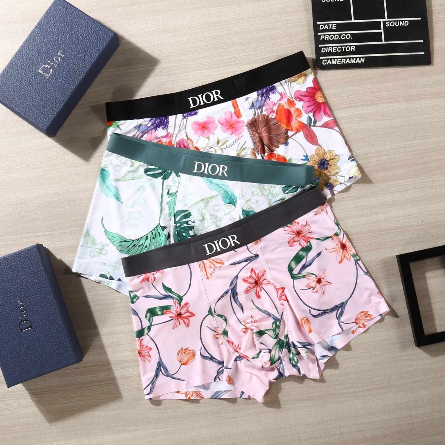 新品！（立体硅胶）DIOR 迪奥！原单品质！潮流奢品 ！轻薄透气设计，精品盒装男士内裤！外贸国外订单，高