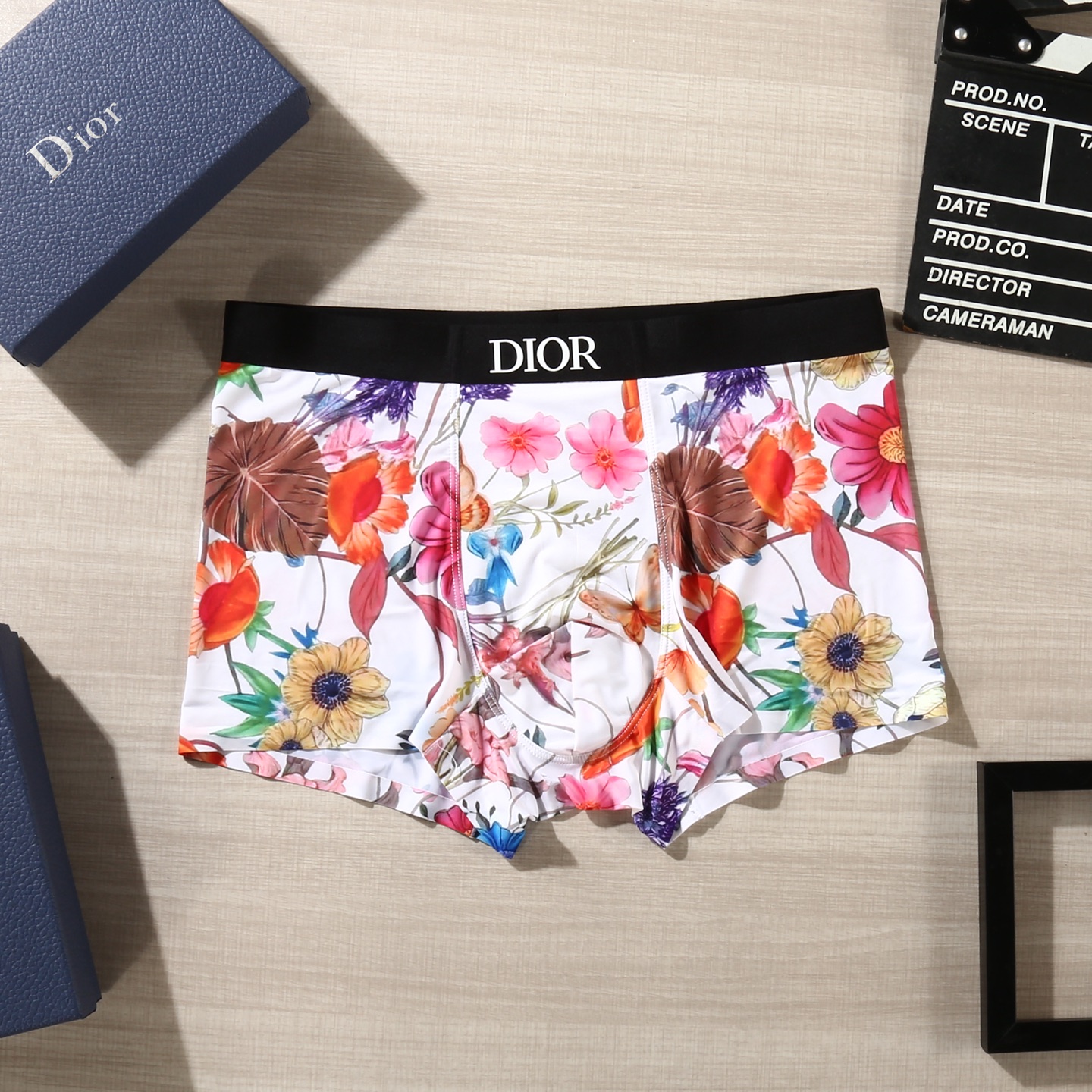 新品！（立体硅胶）DIOR 迪奥！原单品质！潮流奢品 ！轻薄透气设计，精品盒装男士内裤！外贸国外订单，高