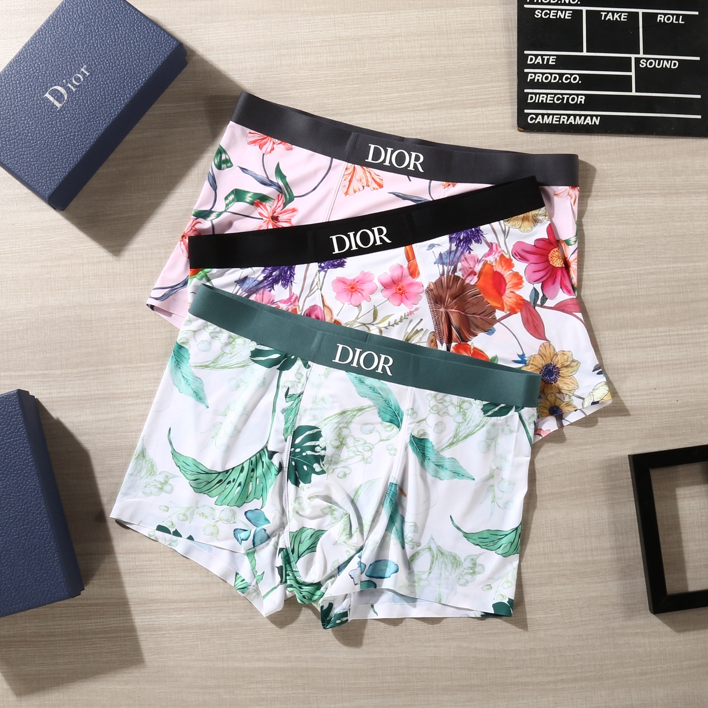 新品！（立体硅胶）DIOR 迪奥！原单品质！潮流奢品 ！轻薄透气设计，精品盒装男士内裤！外贸国外订单，高