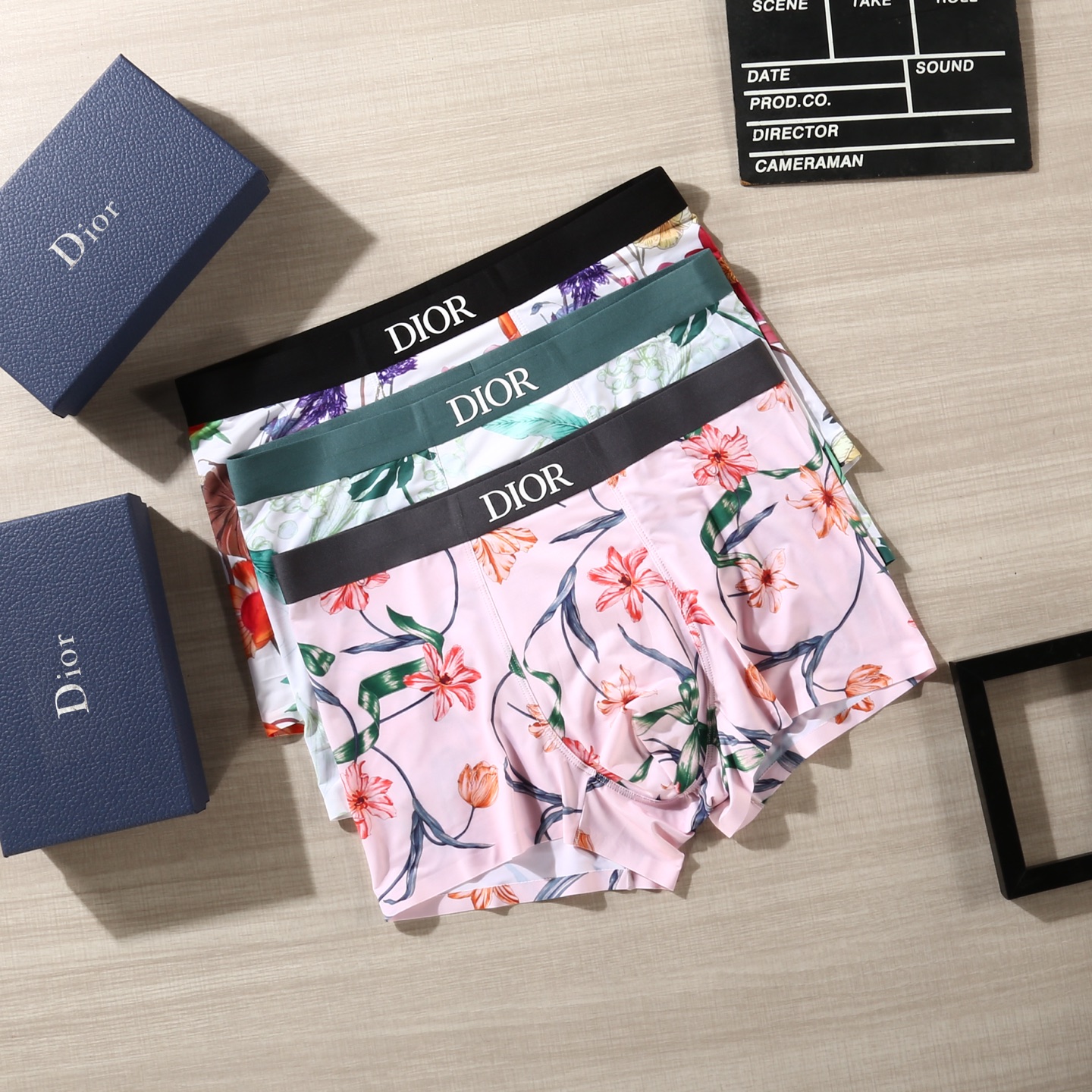 新品！（立体硅胶）DIOR 迪奥！原单品质！潮流奢品 ！轻薄透气设计，精品盒装男士内裤！外贸国外订单，高
