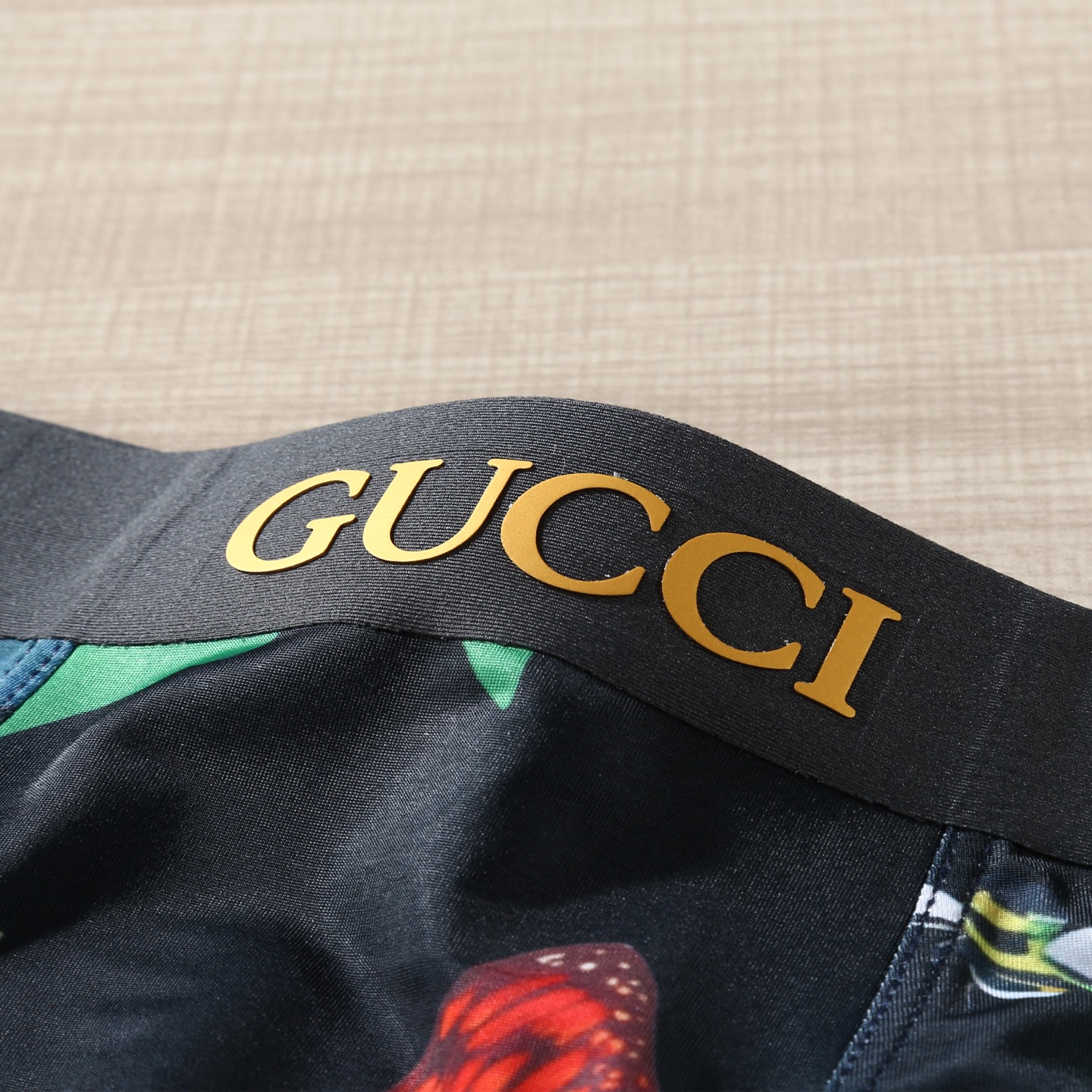 新品！（立体硅胶）GUCCI 古驰！原单品质！潮流奢品 ！轻薄透气设计，精品盒装男士内裤！外贸国外订单，