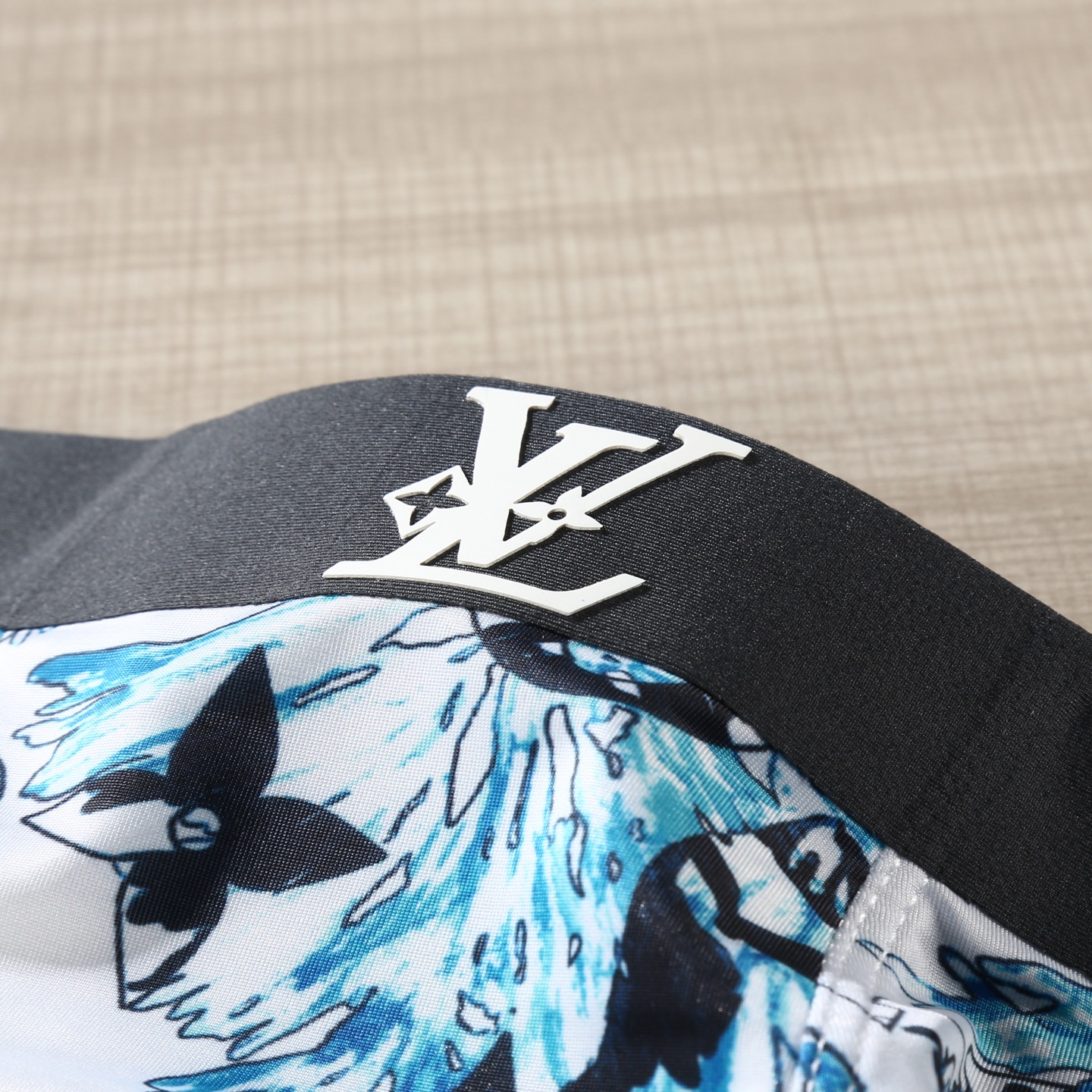 🔥🔥🔥新品！（立体硅胶）LOUIS VUITTON  LV路易威登！原单品质！潮流奢品 ！轻薄透气设计，
