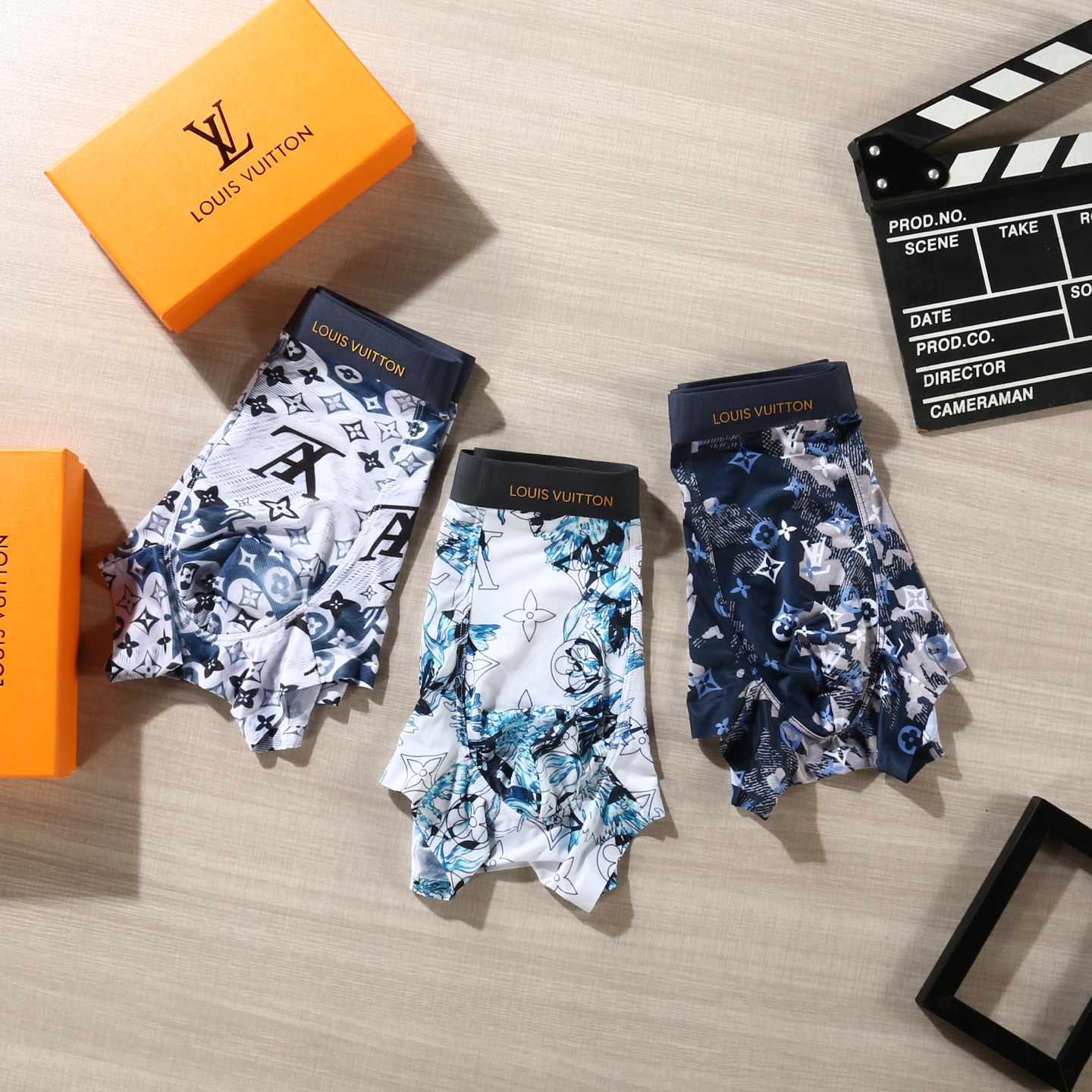 新品！（立体硅胶）LOUIS VUITTON  LV路易威登！原单品质！潮流奢品 ！轻薄透气设计，精品盒