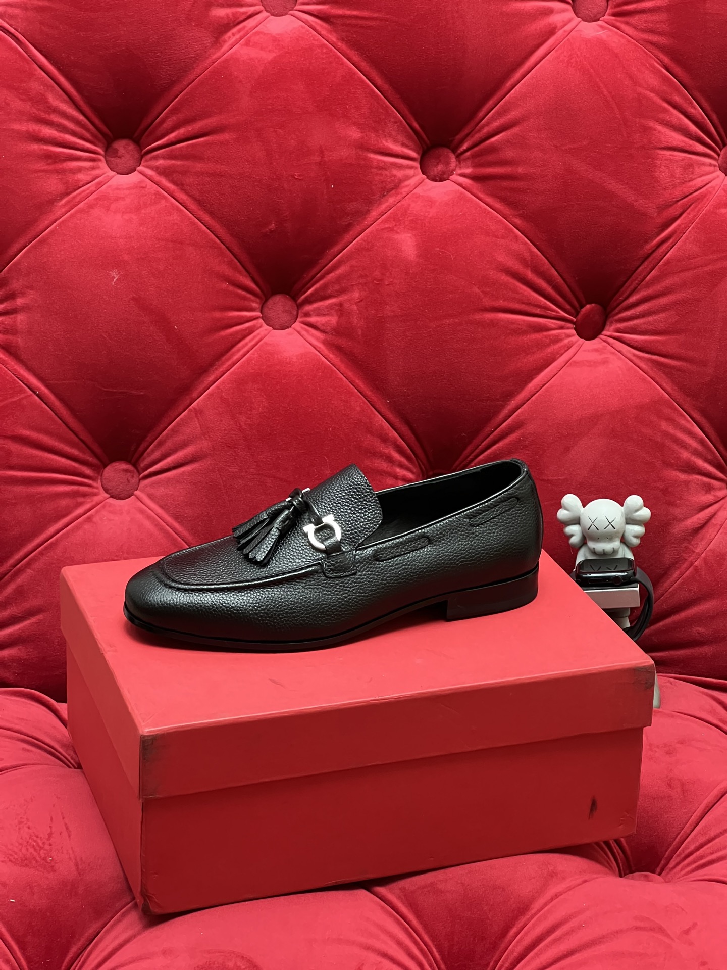Salvatore Ferragamo Men's Leather Loafers with Tassel Detail - Black 2 i1756110654157 9207 0 0