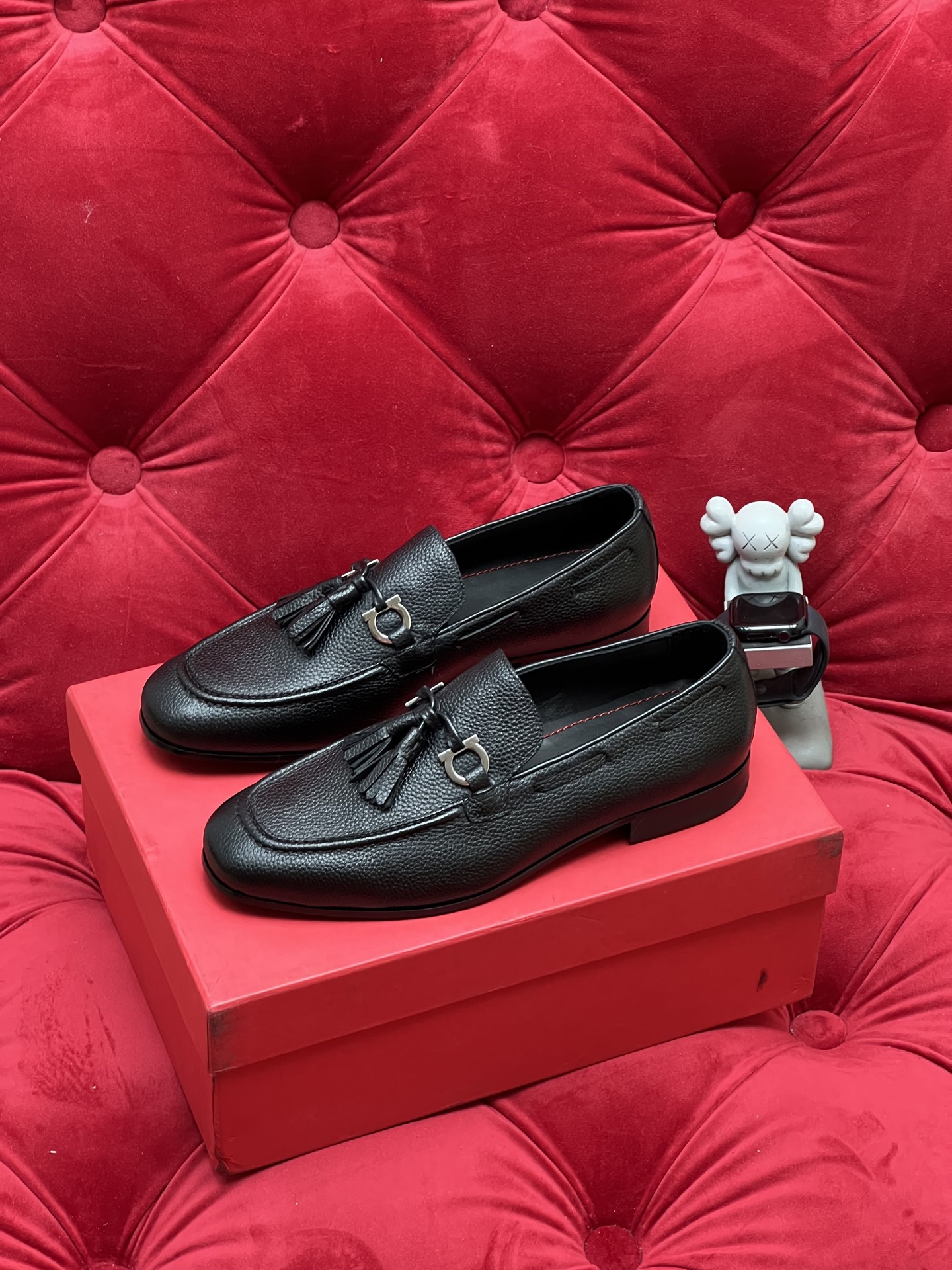 Salvatore Ferragamo Men's Leather Loafers with Tassel Detail - Black 5 i1756110655820 5545 0 3