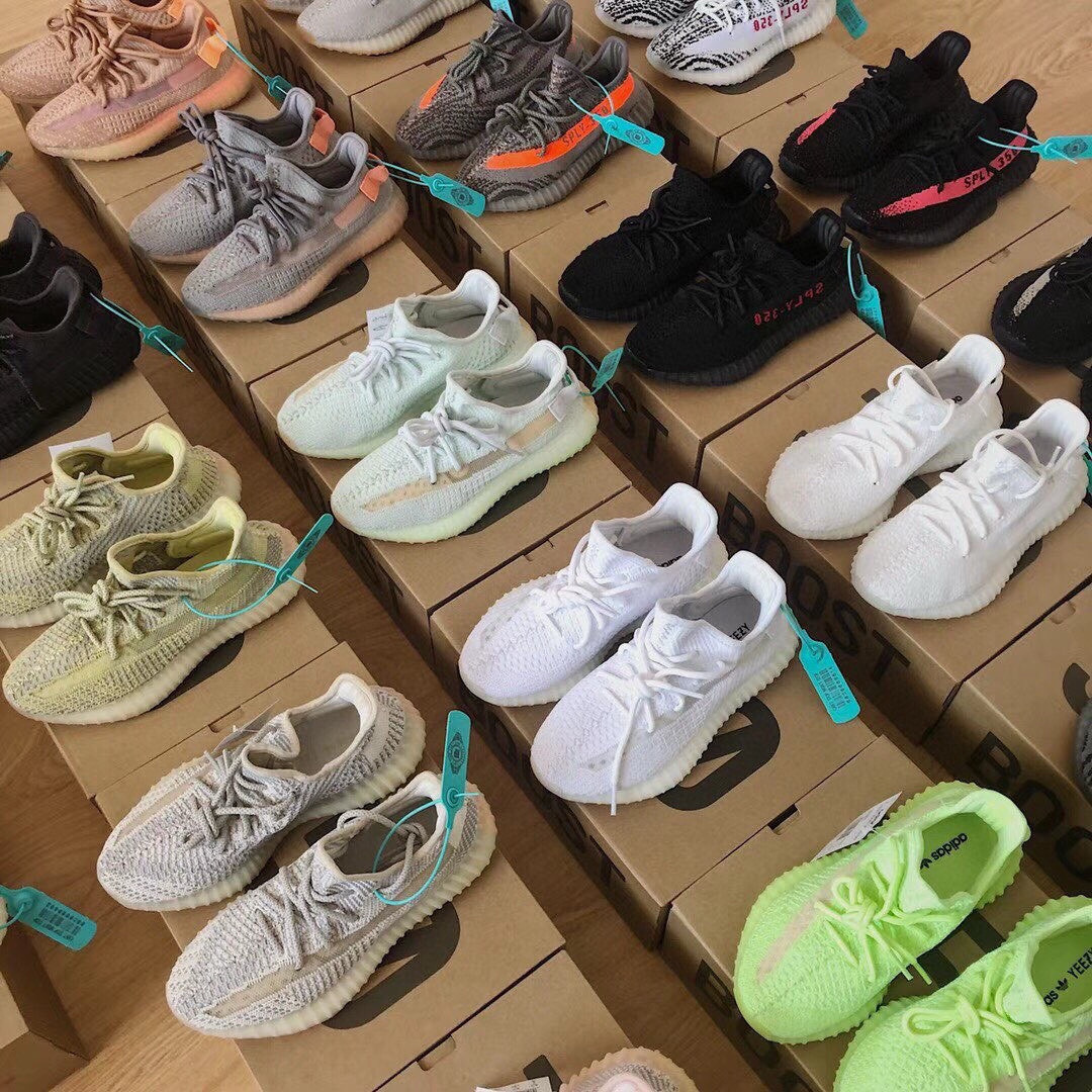Yeezy Boost 350 V2 Blind Box - Surprise Colorways and Styles! 6 i1744554362903 5737 0 4