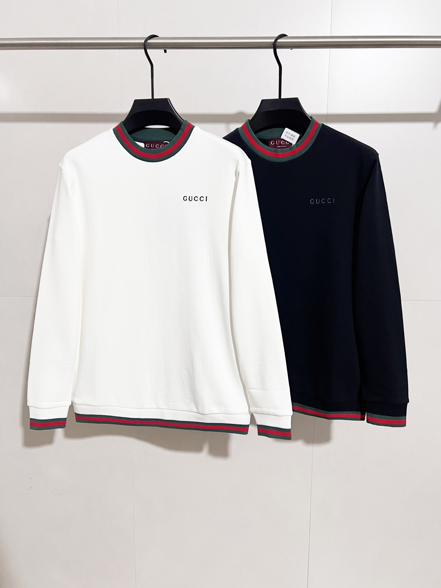 (Versión ZP) - Gucci 25 nuevo en la web oficial, sudadera con cuello redondo con letras bordadas y ribete rojo y verde,…