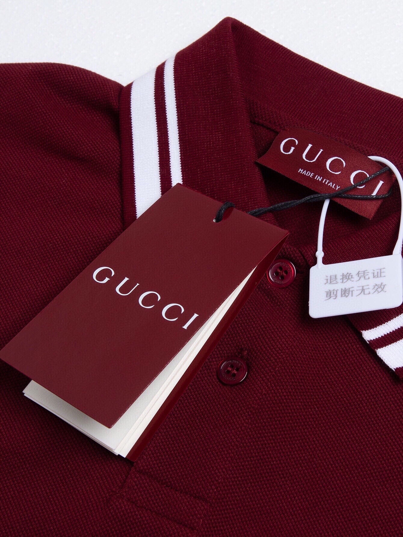 Gucci Gucci 同步上新 款字母刺绣翻领POLO衫