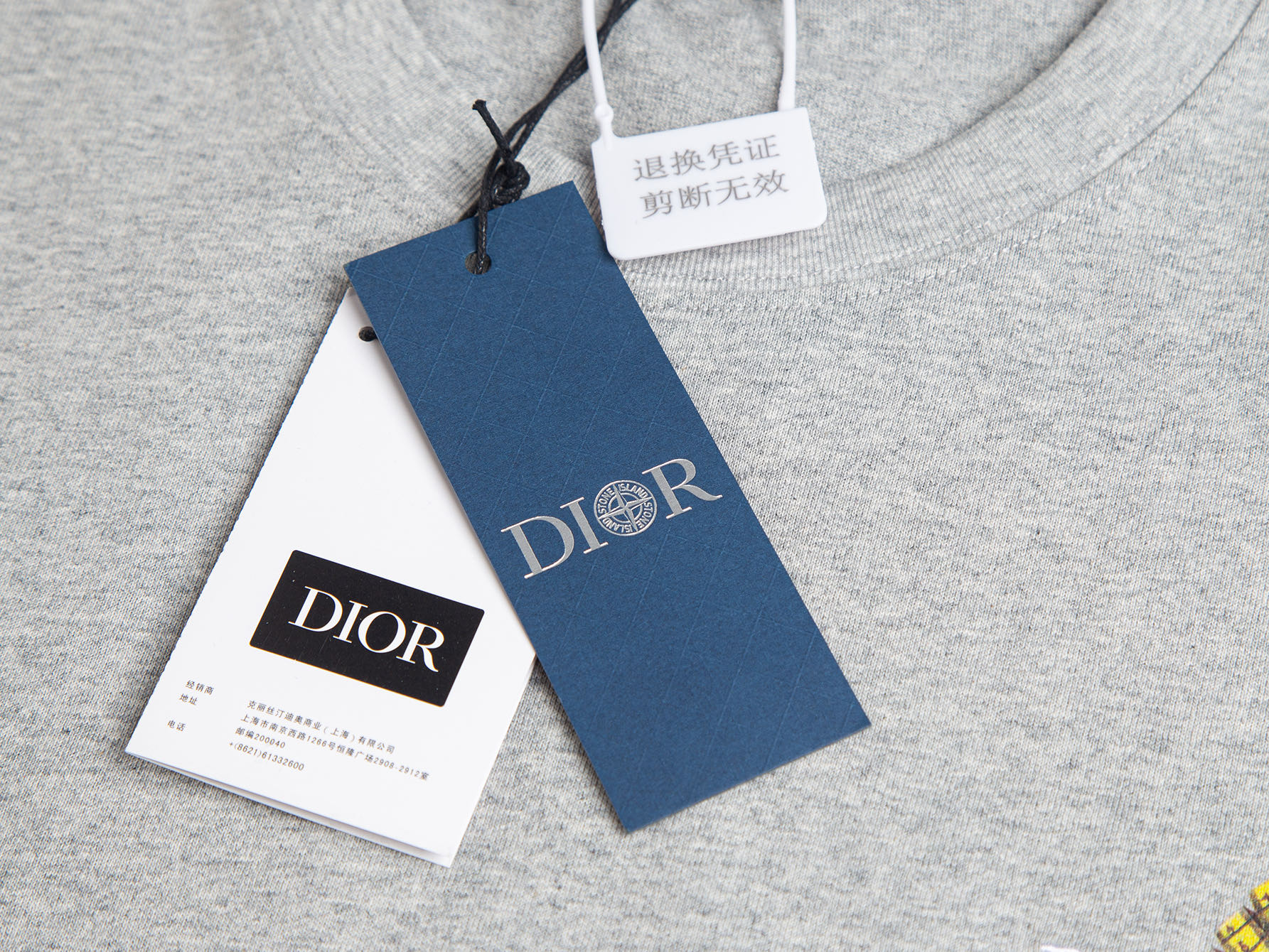 Dior Dior迪奥 上新 马年限定款精密立体刺绣 T桖